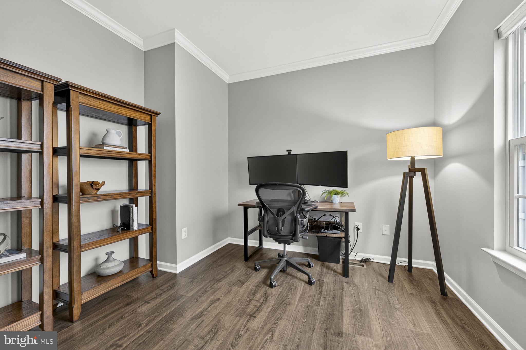 LOVETTSVILLE TOWN CENTER - Residential