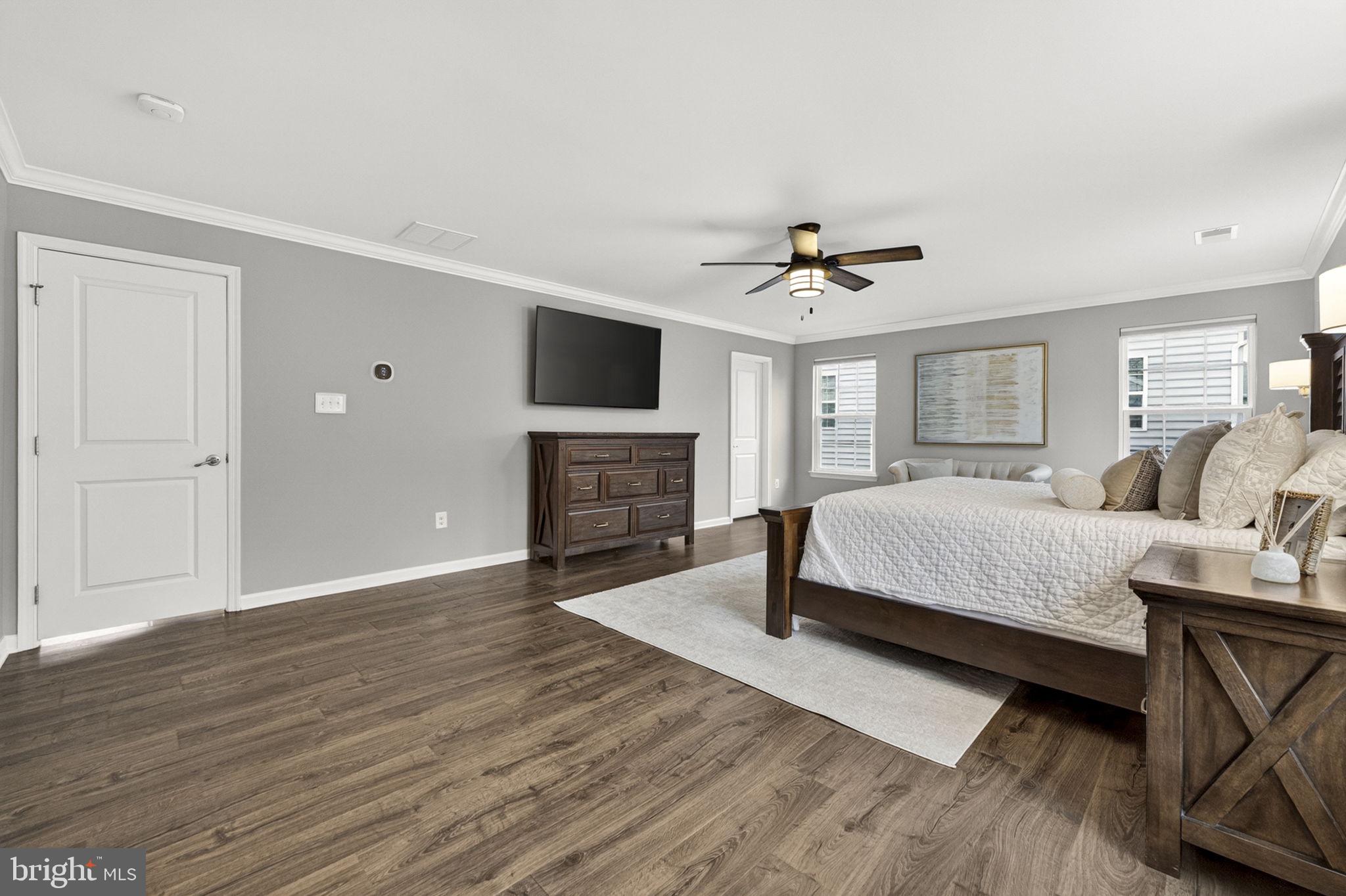 LOVETTSVILLE TOWN CENTER - Residential