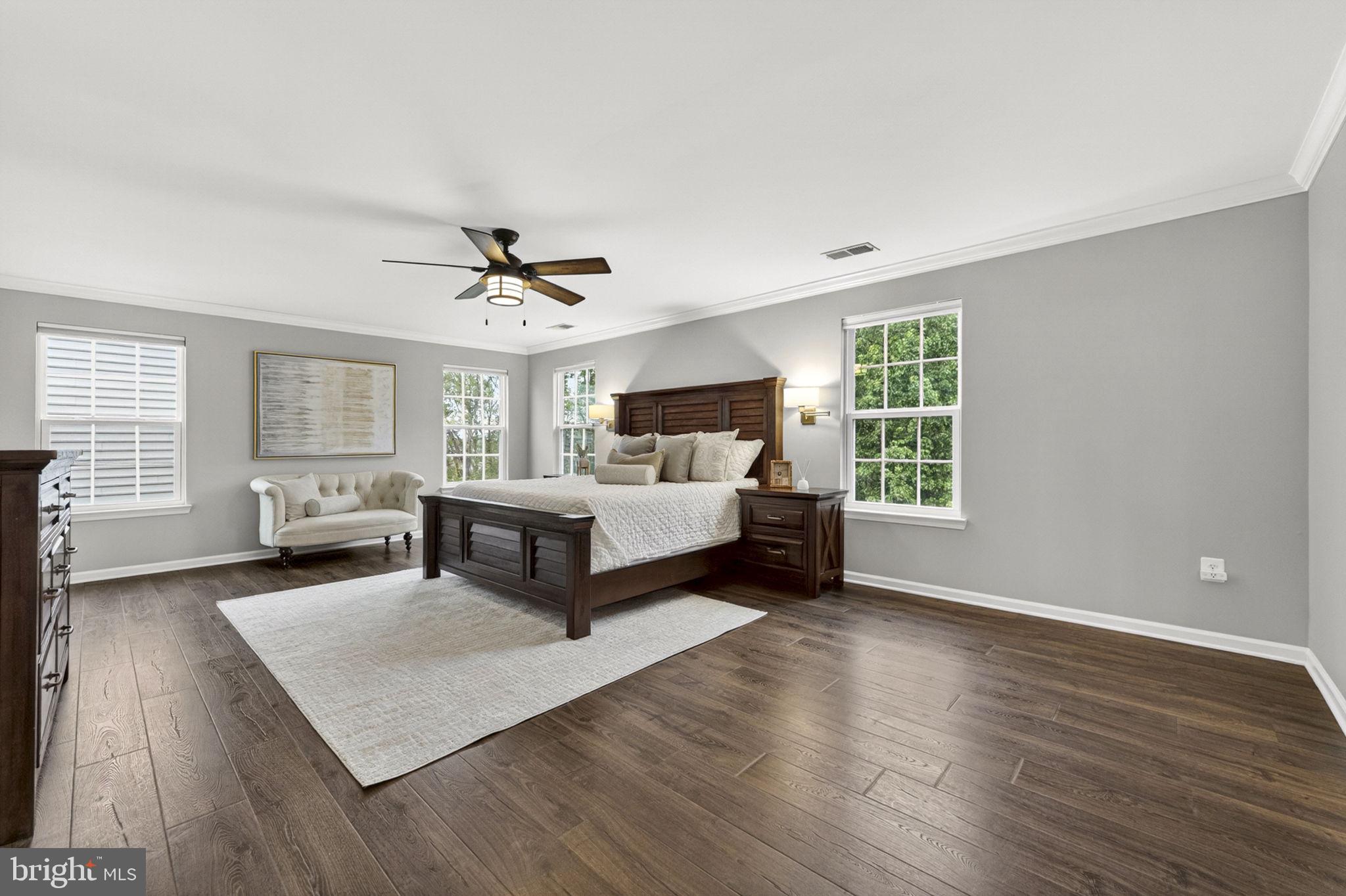 LOVETTSVILLE TOWN CENTER - Residential