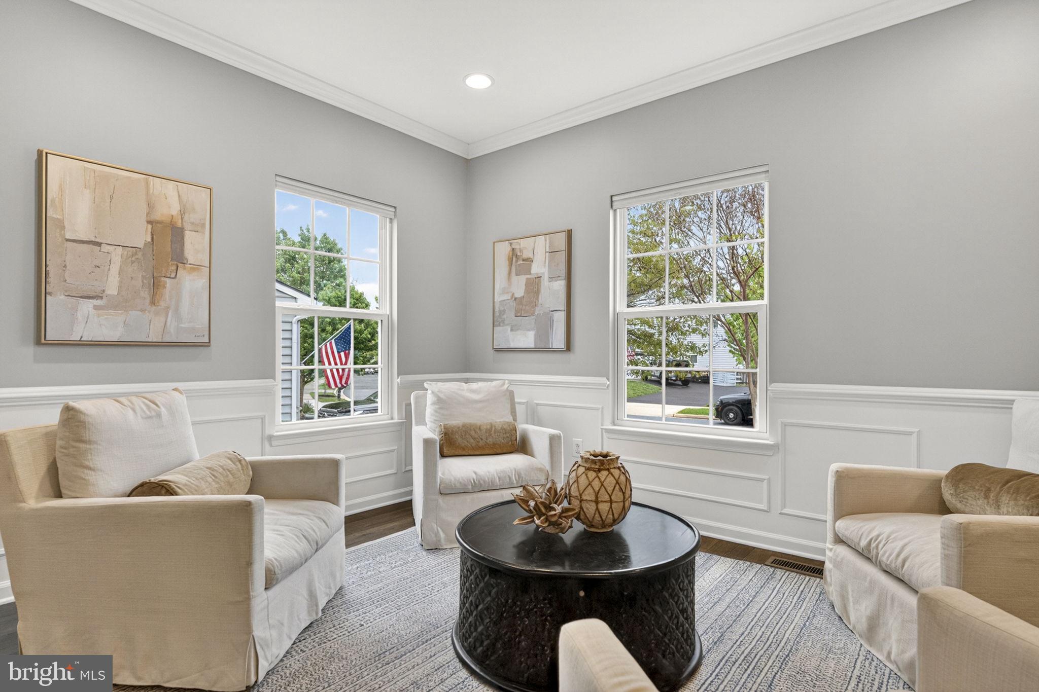 LOVETTSVILLE TOWN CENTER - Residential