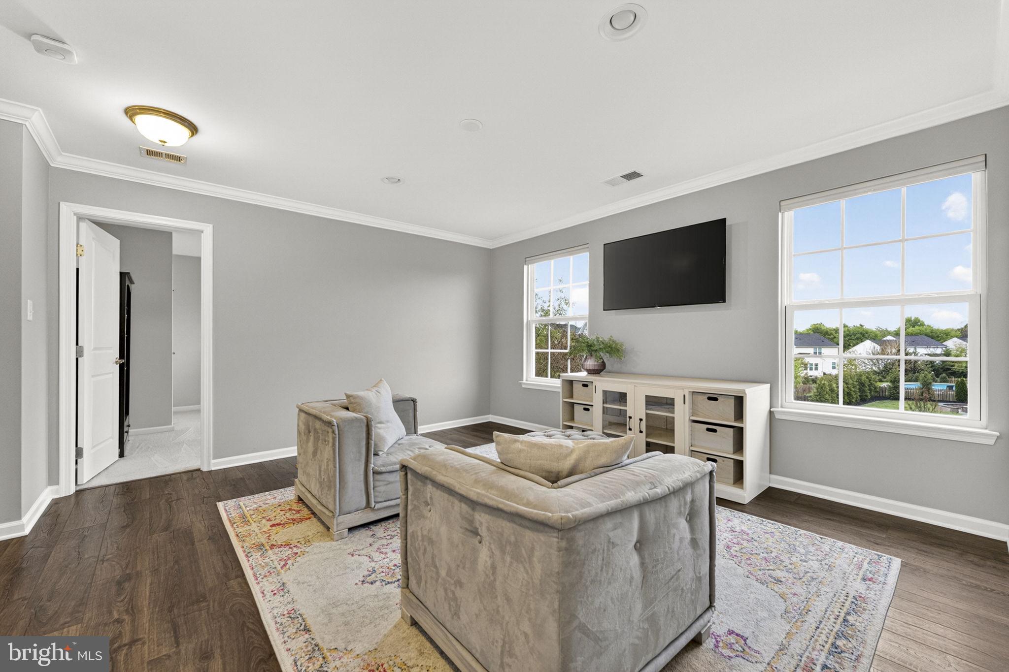 LOVETTSVILLE TOWN CENTER - Residential