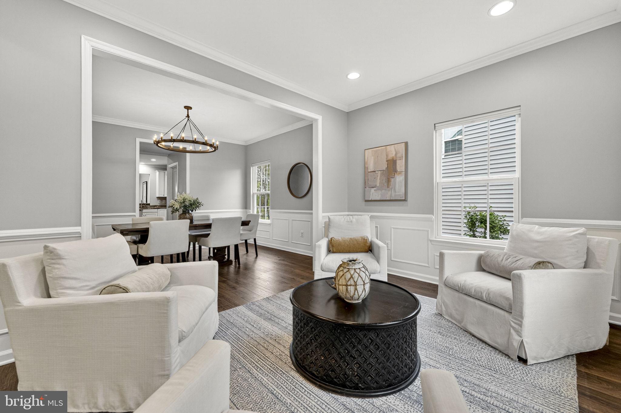 LOVETTSVILLE TOWN CENTER - Residential