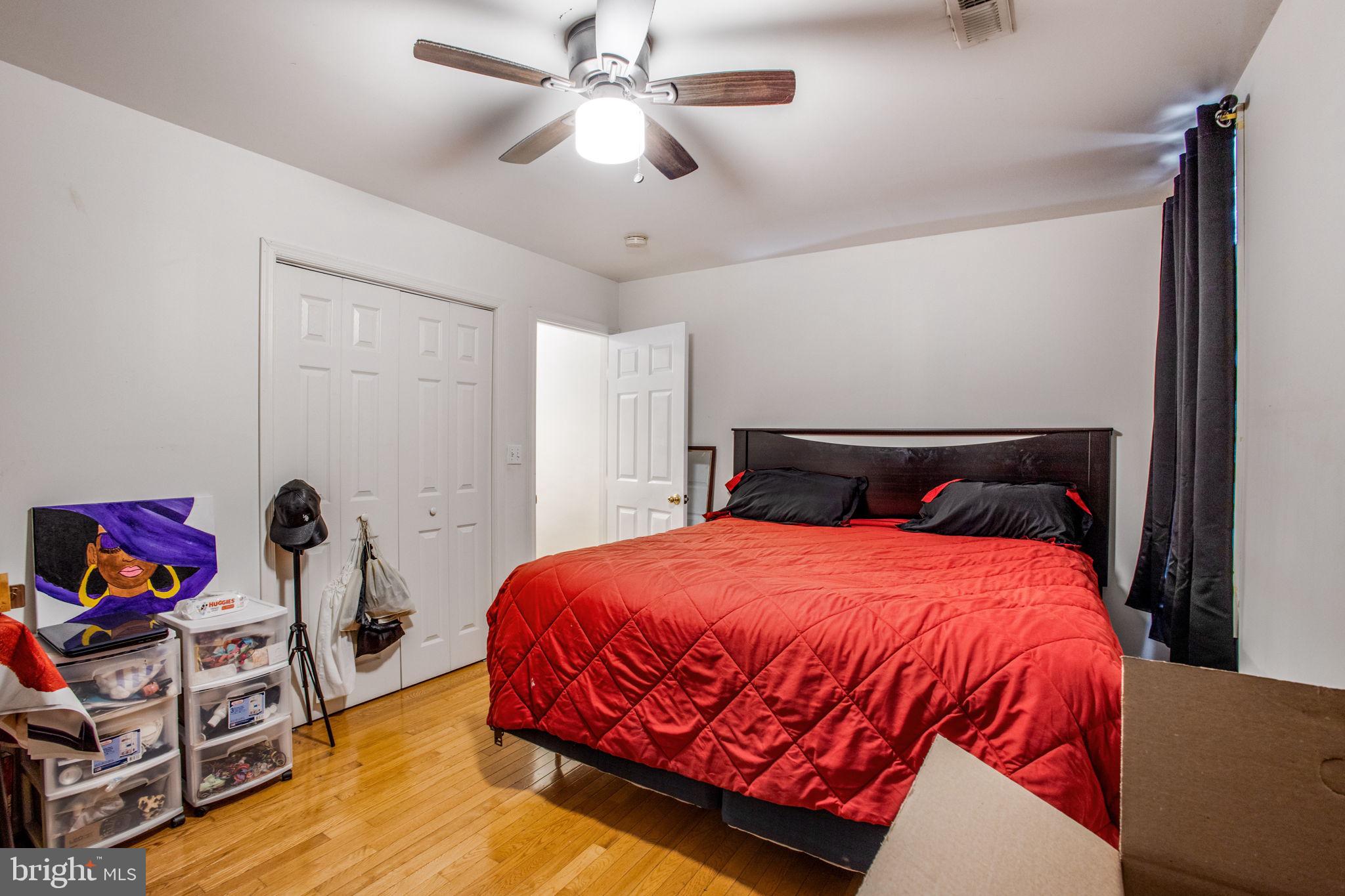 LAKE MONTEBELLO - Residential