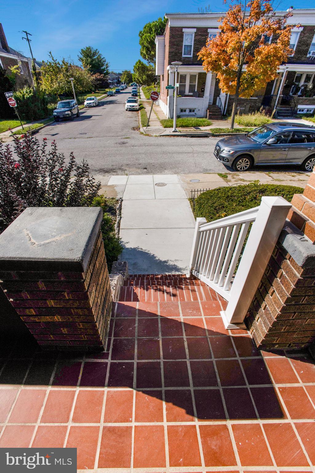 LAKE MONTEBELLO - Residential