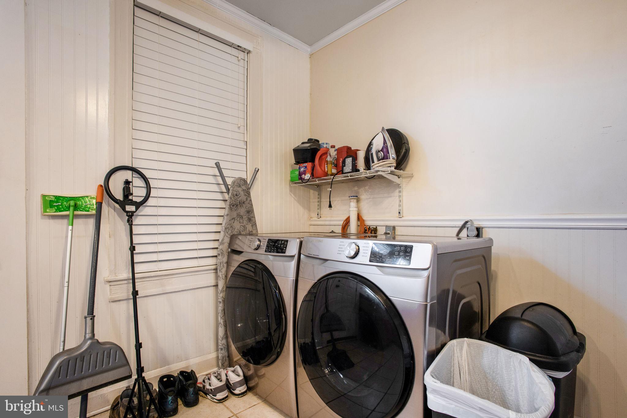 LAKE MONTEBELLO - Residential