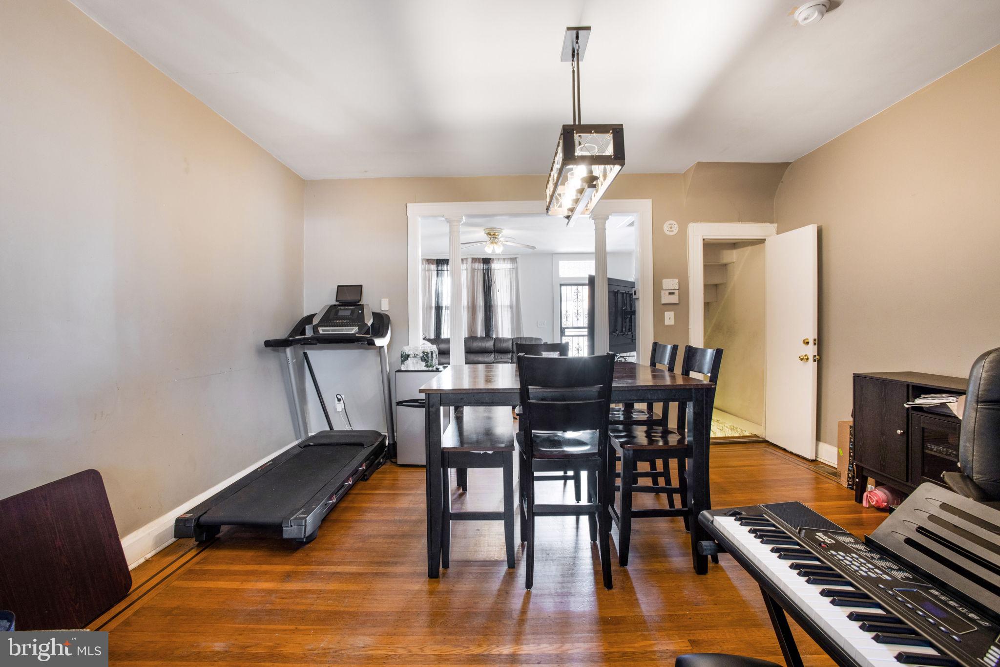 LAKE MONTEBELLO - Residential