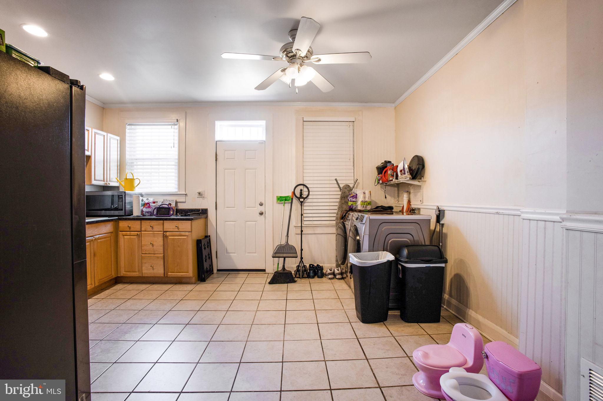 LAKE MONTEBELLO - Residential