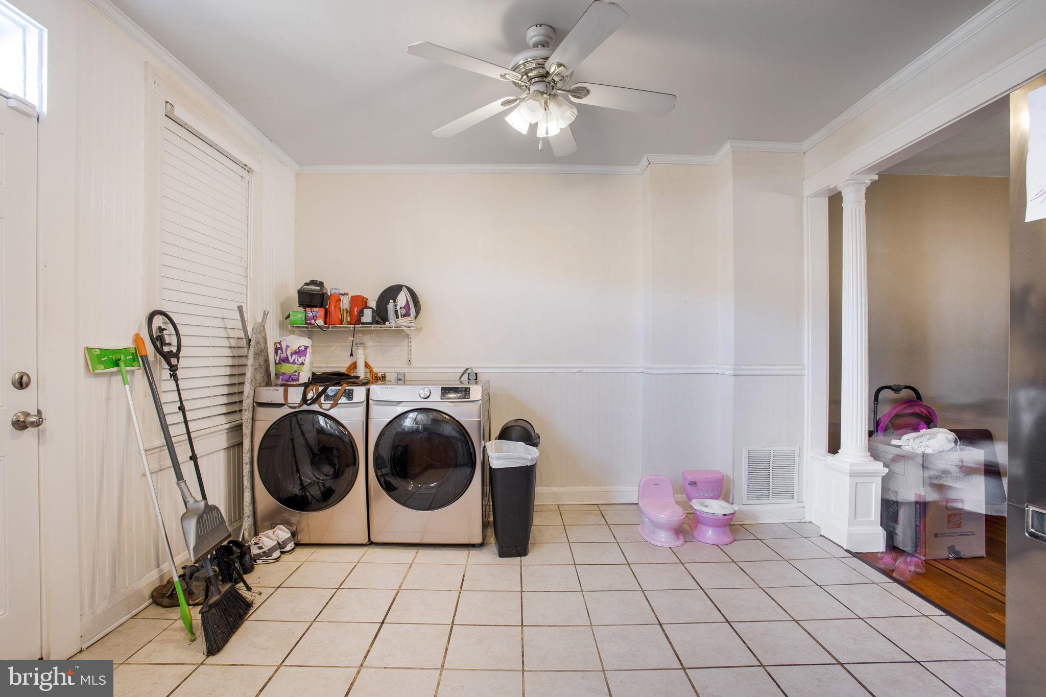 LAKE MONTEBELLO - Residential