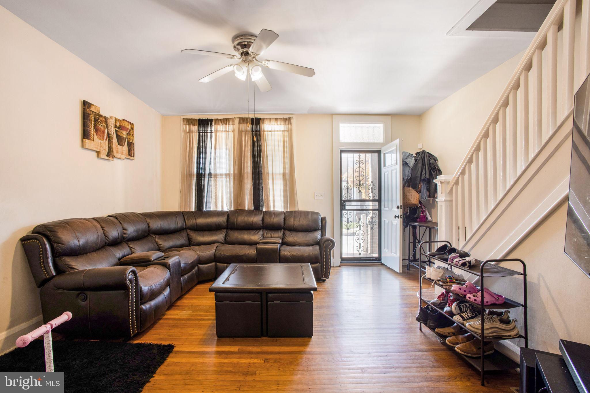 LAKE MONTEBELLO - Residential