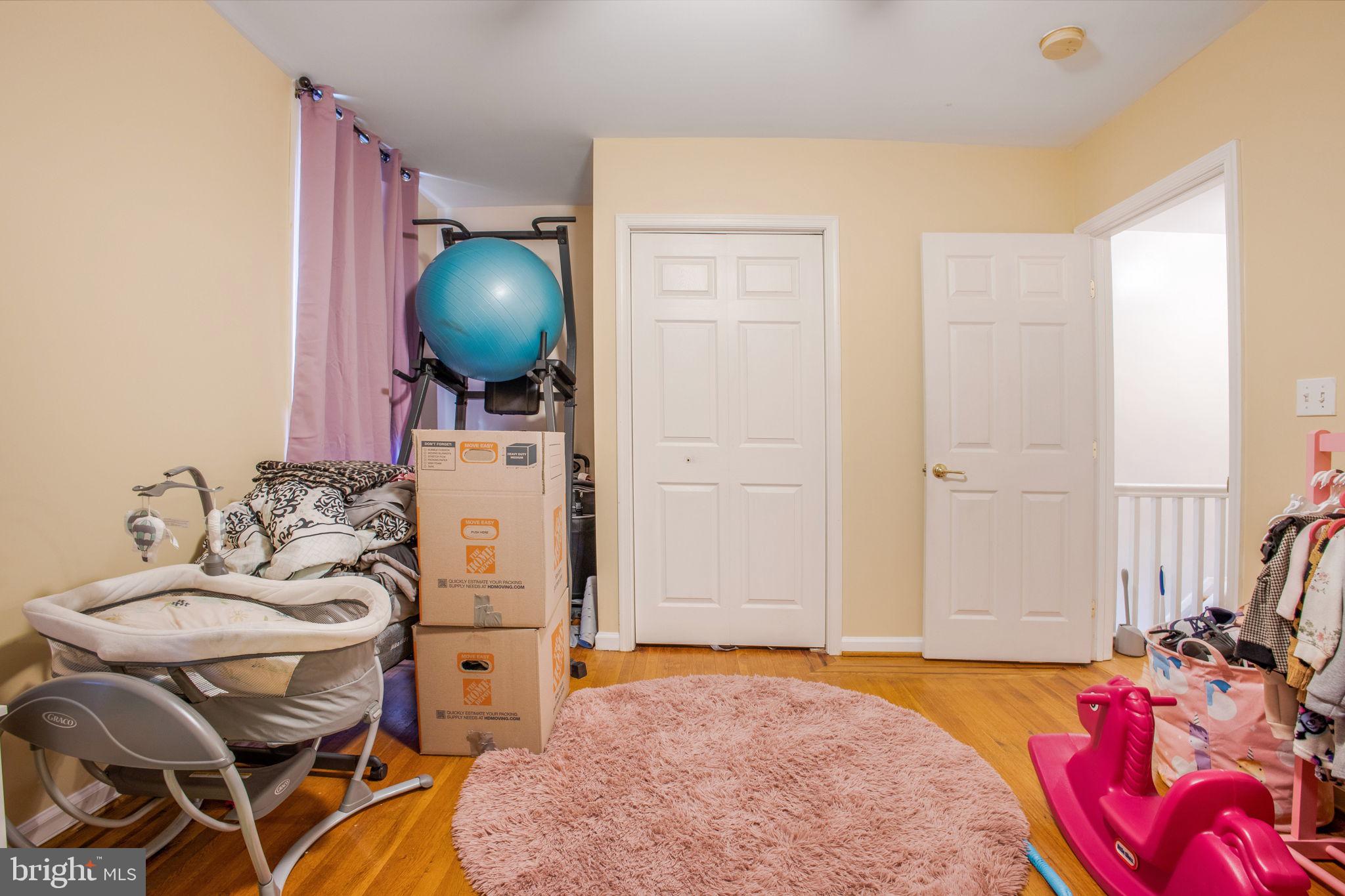 LAKE MONTEBELLO - Residential