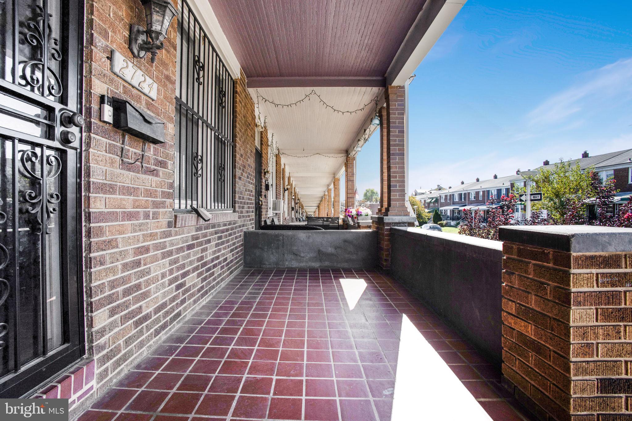 LAKE MONTEBELLO - Residential