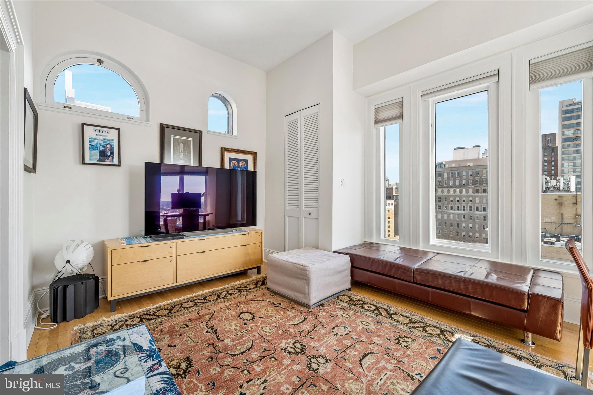 RITTENHOUSE SQUARE - Residential