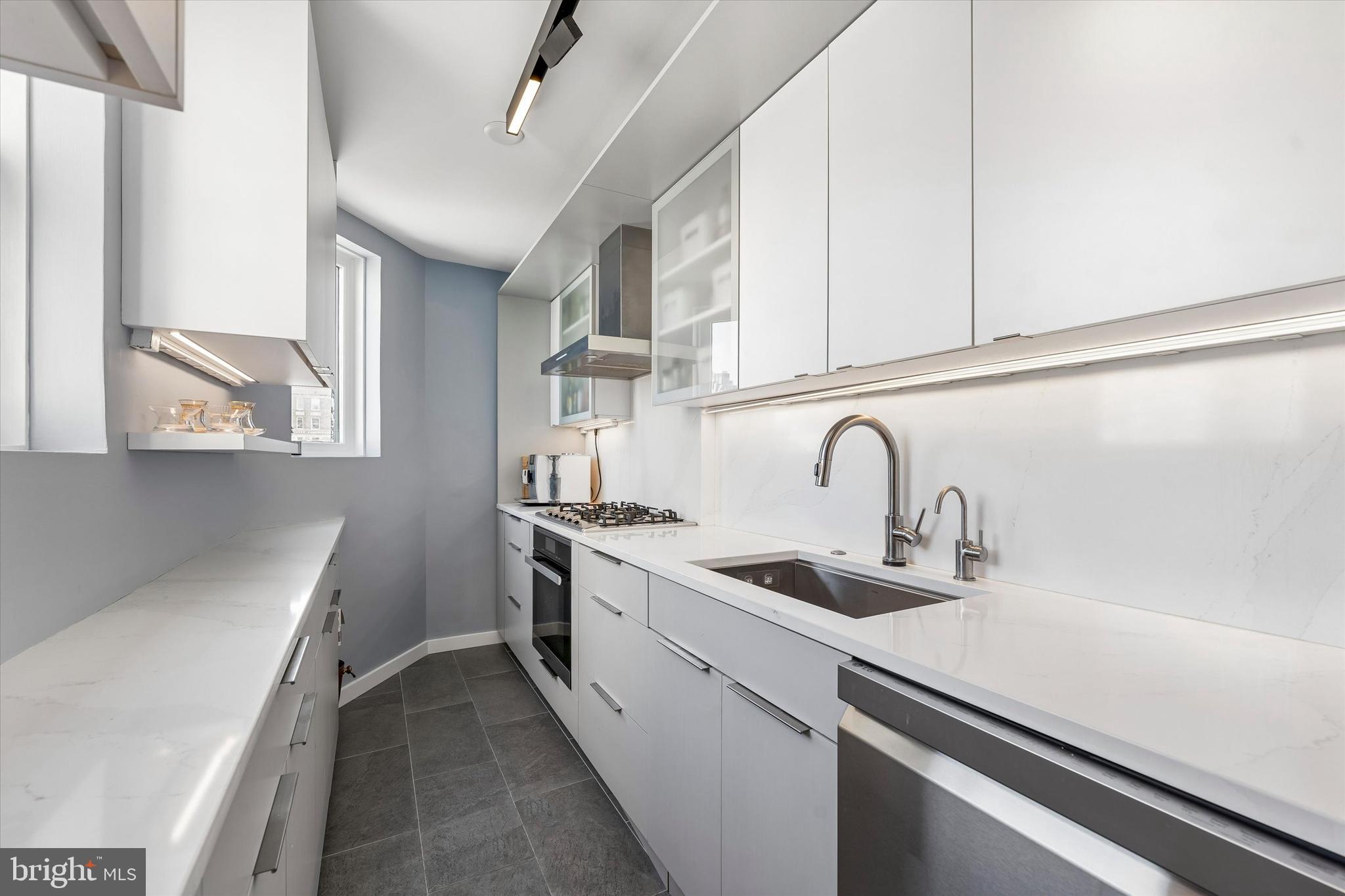 RITTENHOUSE SQUARE - Residential