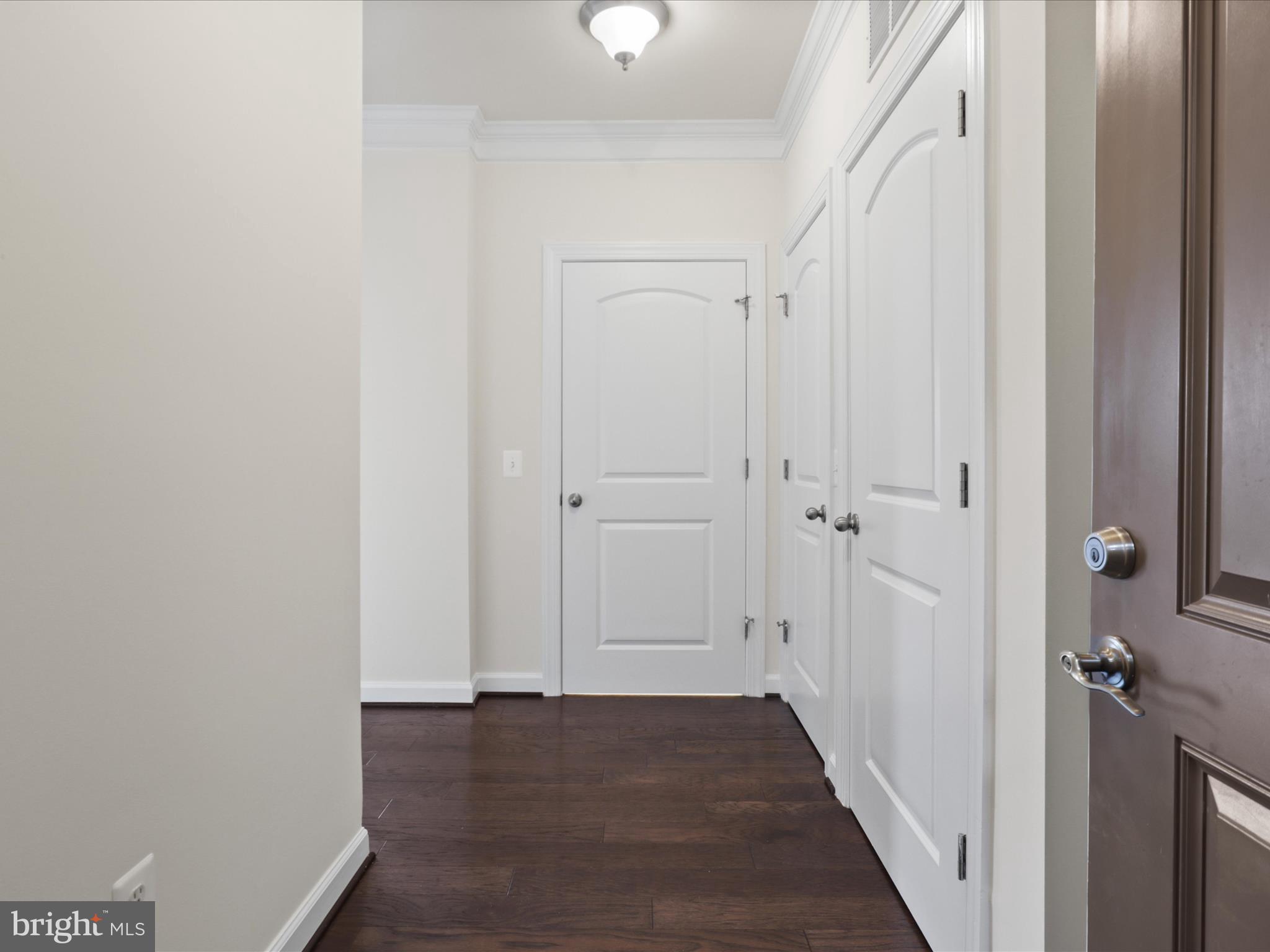 DISCOVERY SQUARE - Residential Lease