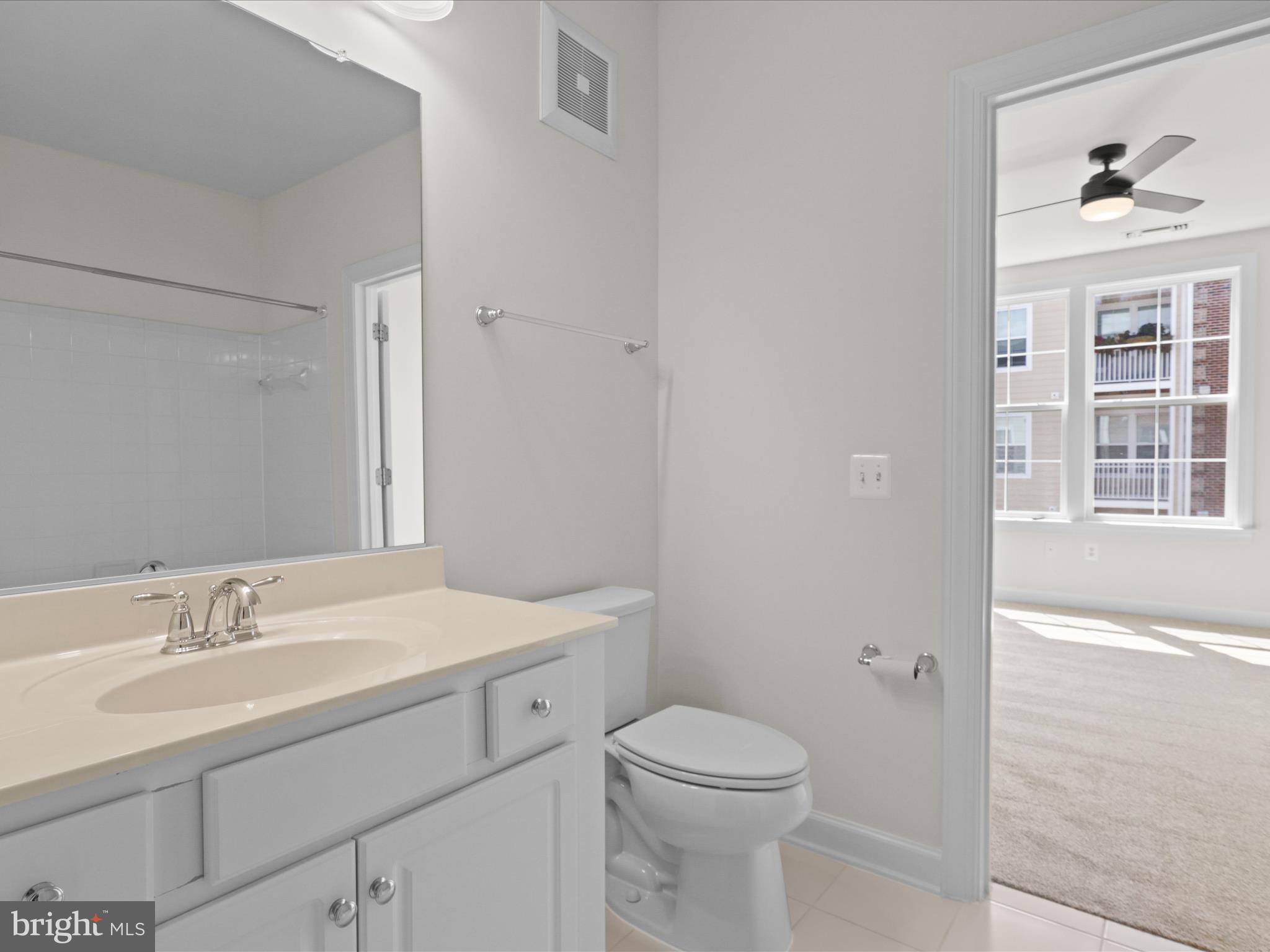 DISCOVERY SQUARE - Residential Lease