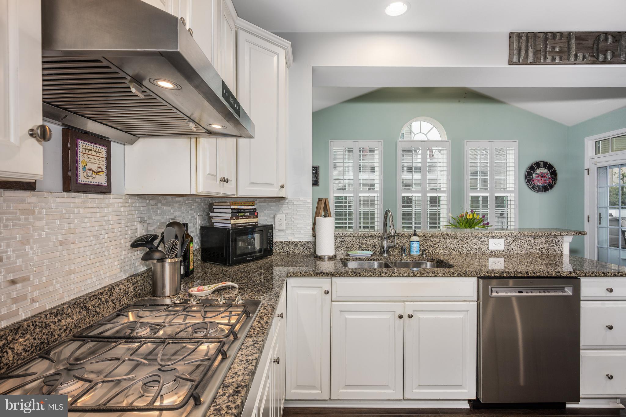 WINDLASS OVERLOOK - Residential
