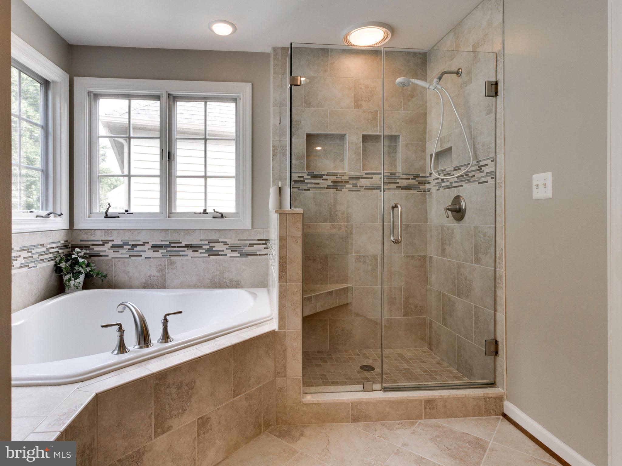 KINGSTOWNE - Residential