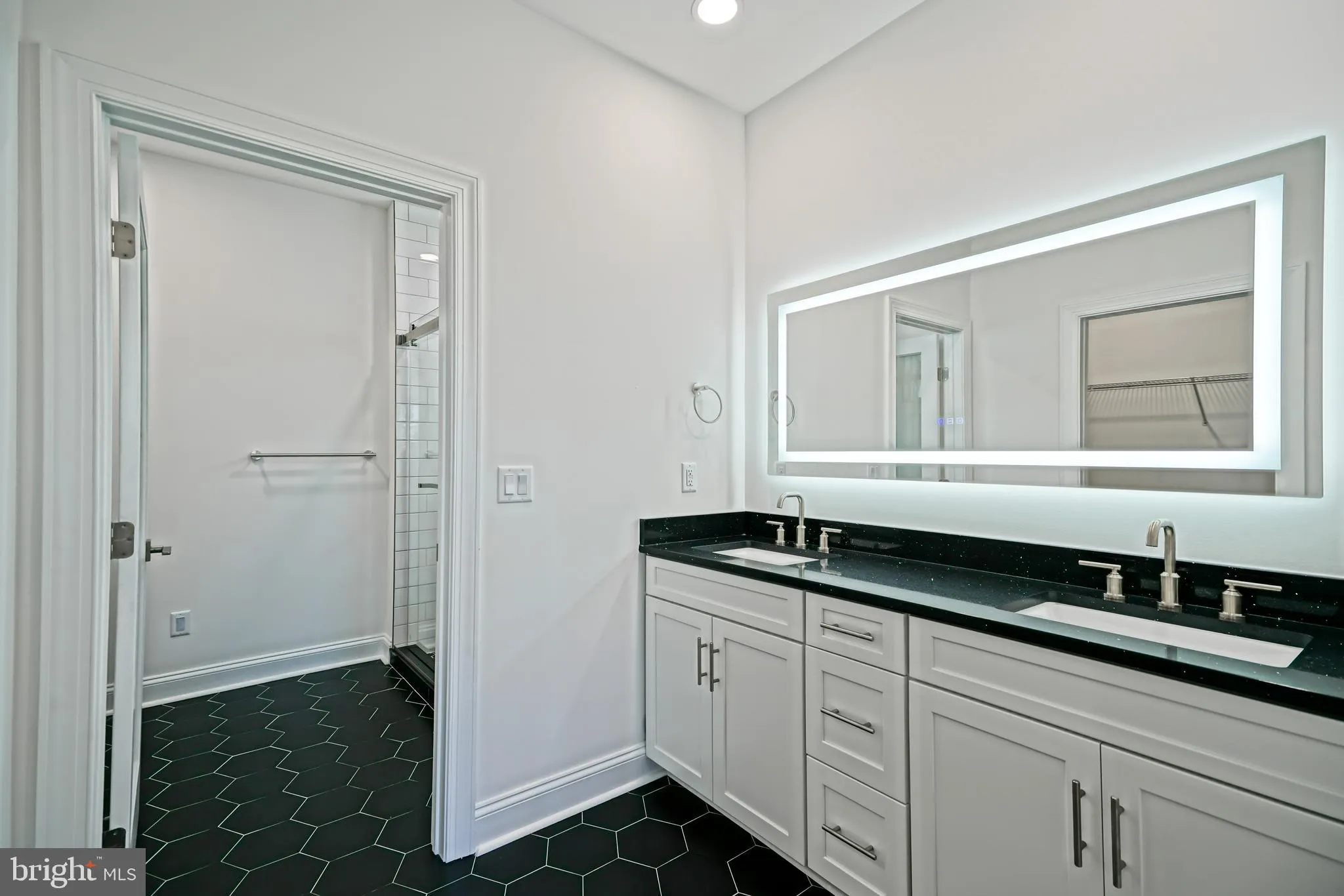 Lewes, Delaware 19958, United States, 5 Bedrooms Bedrooms, ,5 BathroomsBathrooms,Residential,Coming Soon,220544