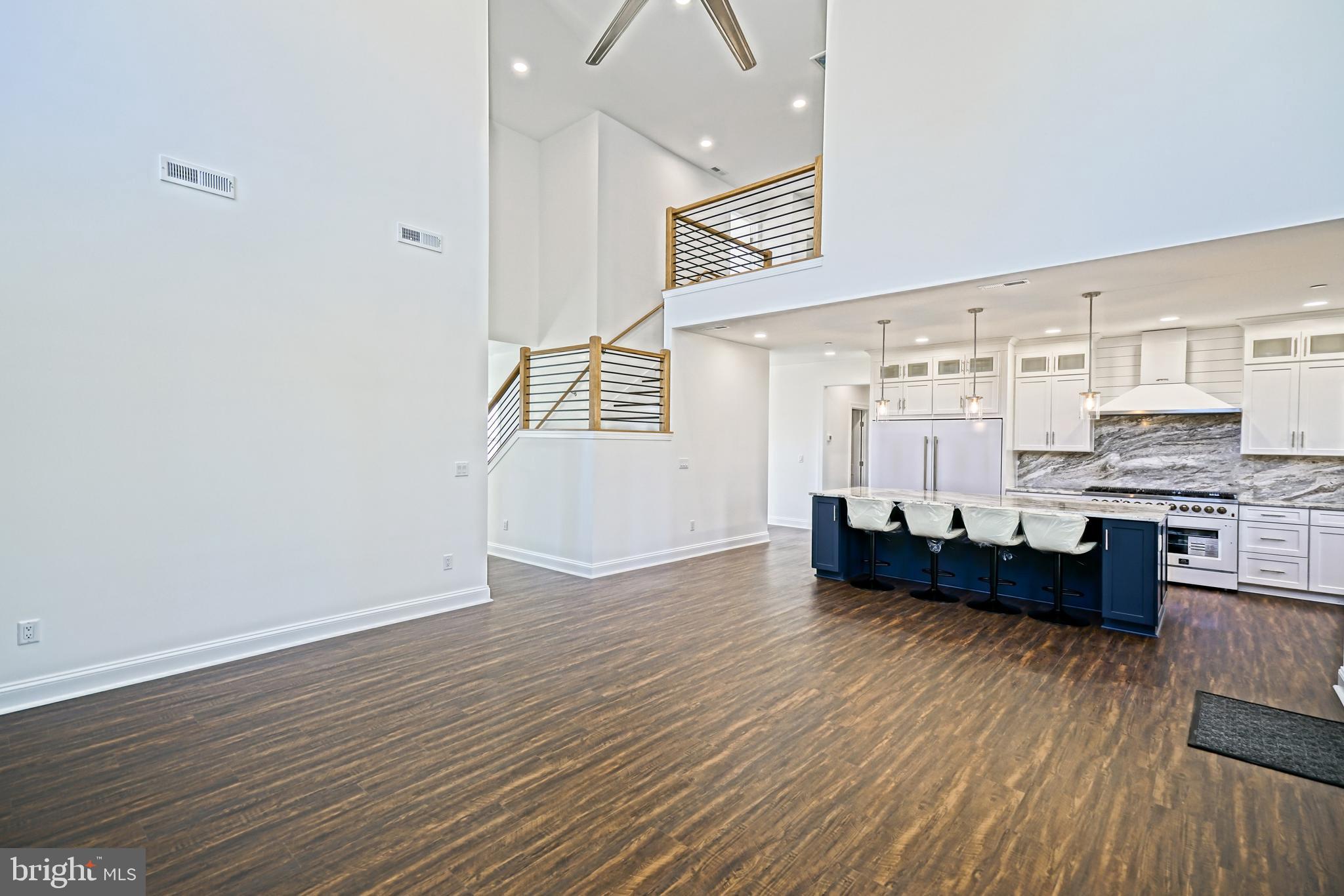 FISHERS COVE - Residential