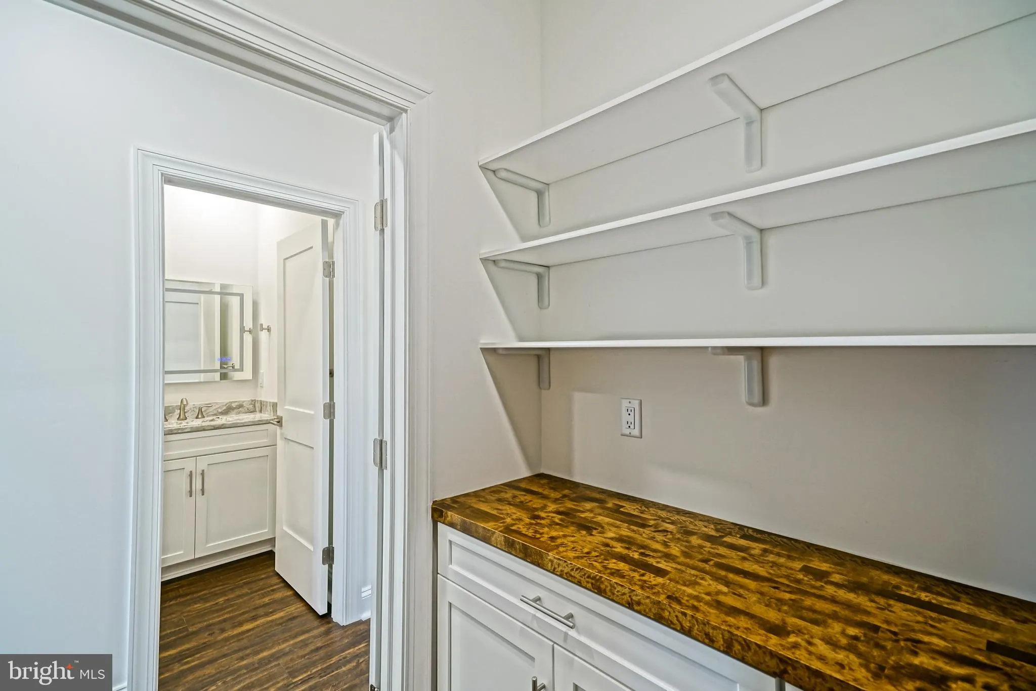 Lewes, Delaware 19958, United States, 5 Bedrooms Bedrooms, ,5 BathroomsBathrooms,Residential,Coming Soon,220544