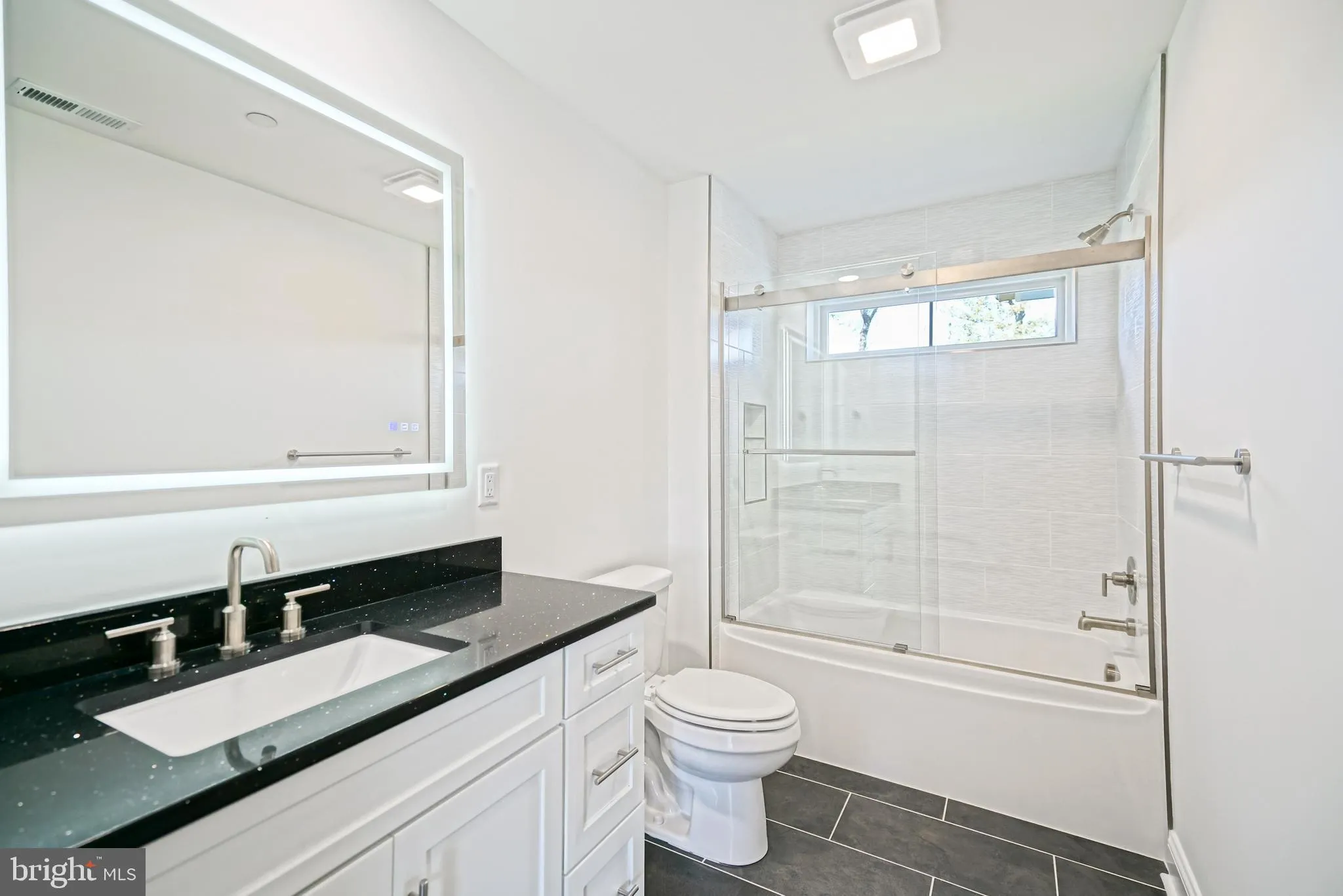 Lewes, Delaware 19958, United States, 5 Bedrooms Bedrooms, ,5 BathroomsBathrooms,Residential,Coming Soon,220544