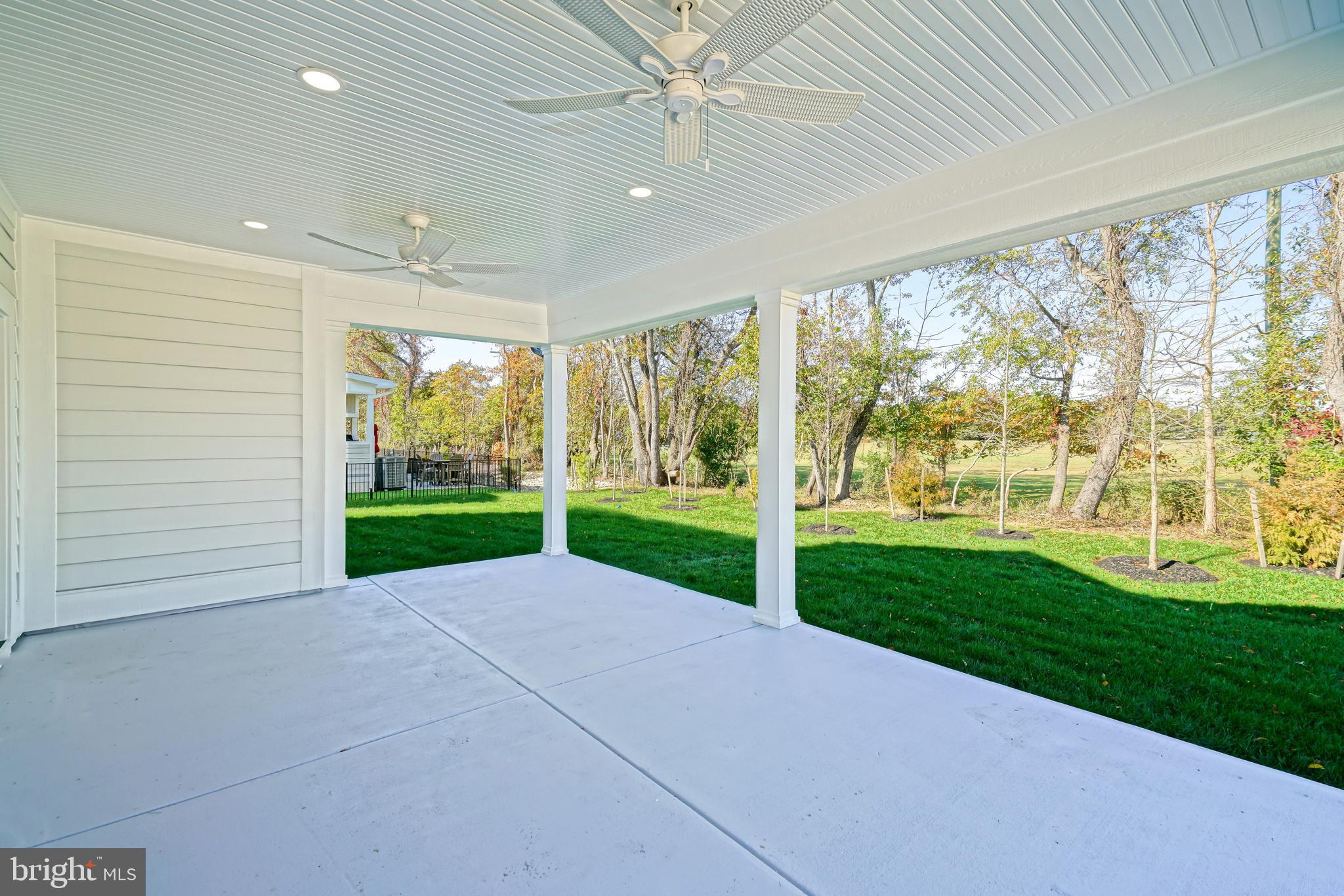 FISHERS COVE - Residential