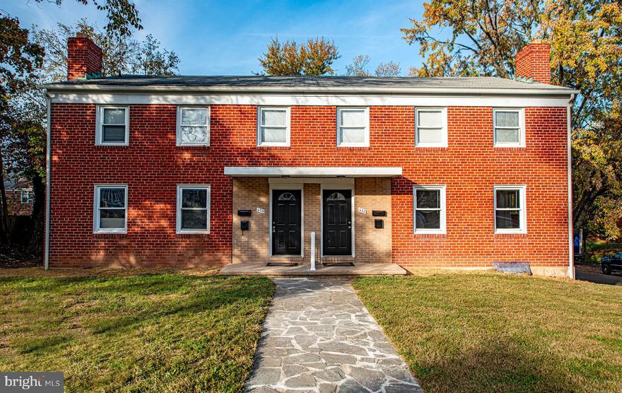 Great property for an investor or owner occupied with rental income from second floor unit.  

First floor unit is an unoccupied three bedroom, one bathroom with additional 1/2 bath in laundry/utility room.  Unit includes fireplace in living room, wall to wall carpet in living and bedrooms and luxury vinyl plank flooring in the kitchen and bathroom.

Second floor unit is occupied two bedroom, one bathroom unit.  Unit includes wall to wall carpet in living and bedrooms and luxury vinyl plank flooring in the kitchen and bathroom.

Showings for first floor unit and property may be scheduled using showing service, use SentriLock on front door.  24 hour notice needed for serious interest ONLY for second floor unit showing.  Owner or representative must accompany.

620 Harwood will be listed for sale in the coming weeks.  Identical layout to 622 Harwood.  If interested, call agent for details.