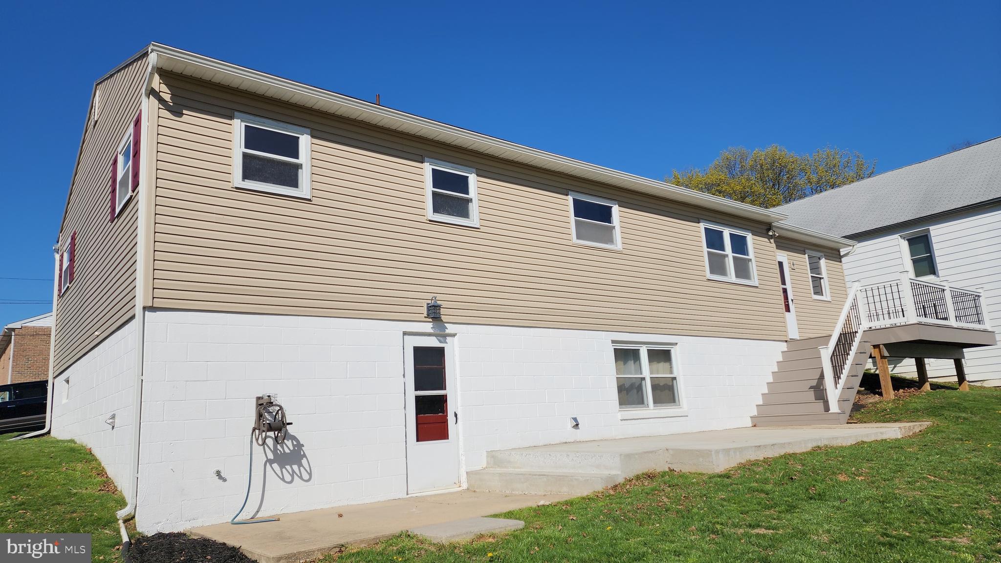 RED LION - Residential