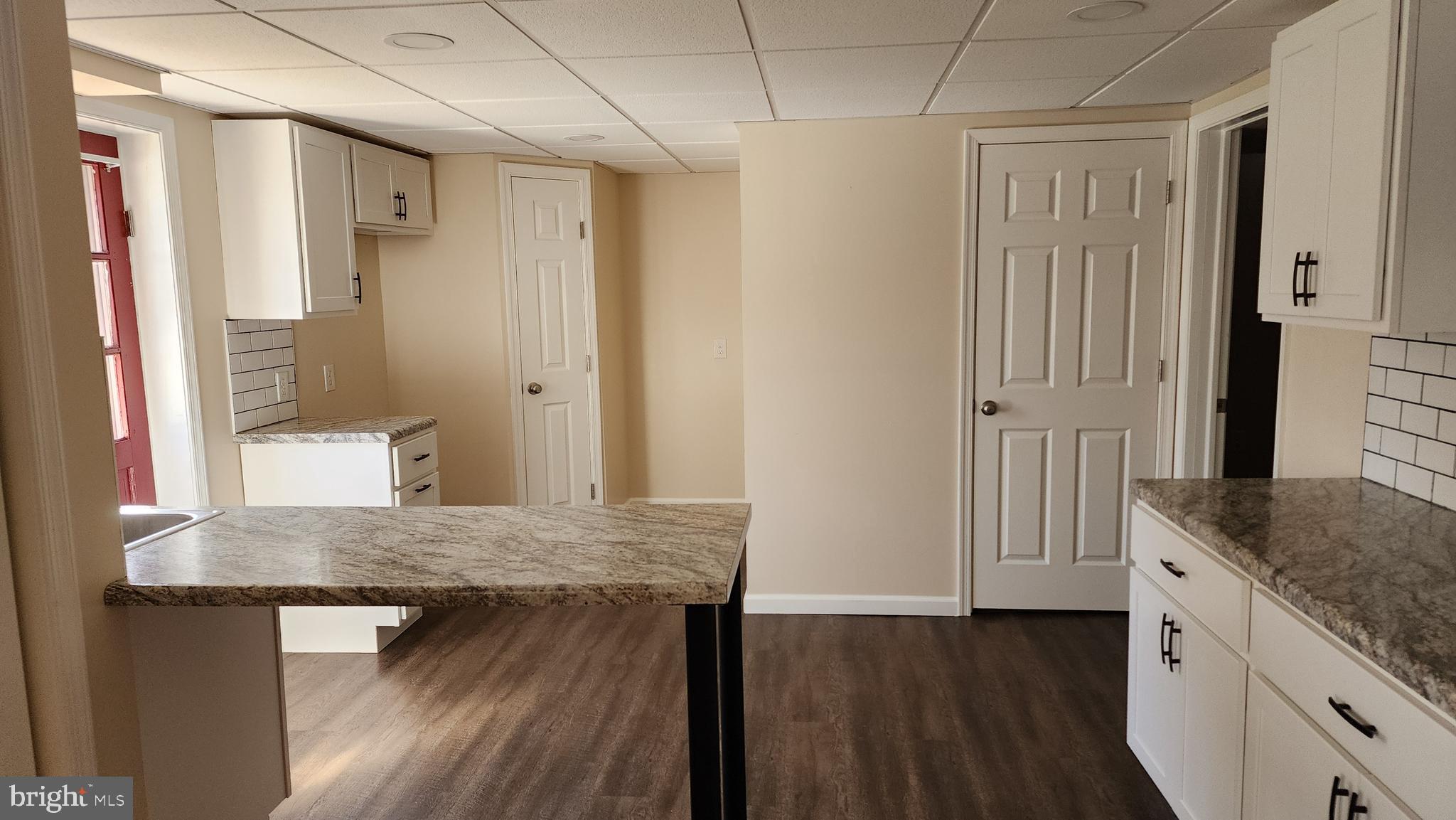 RED LION - Residential