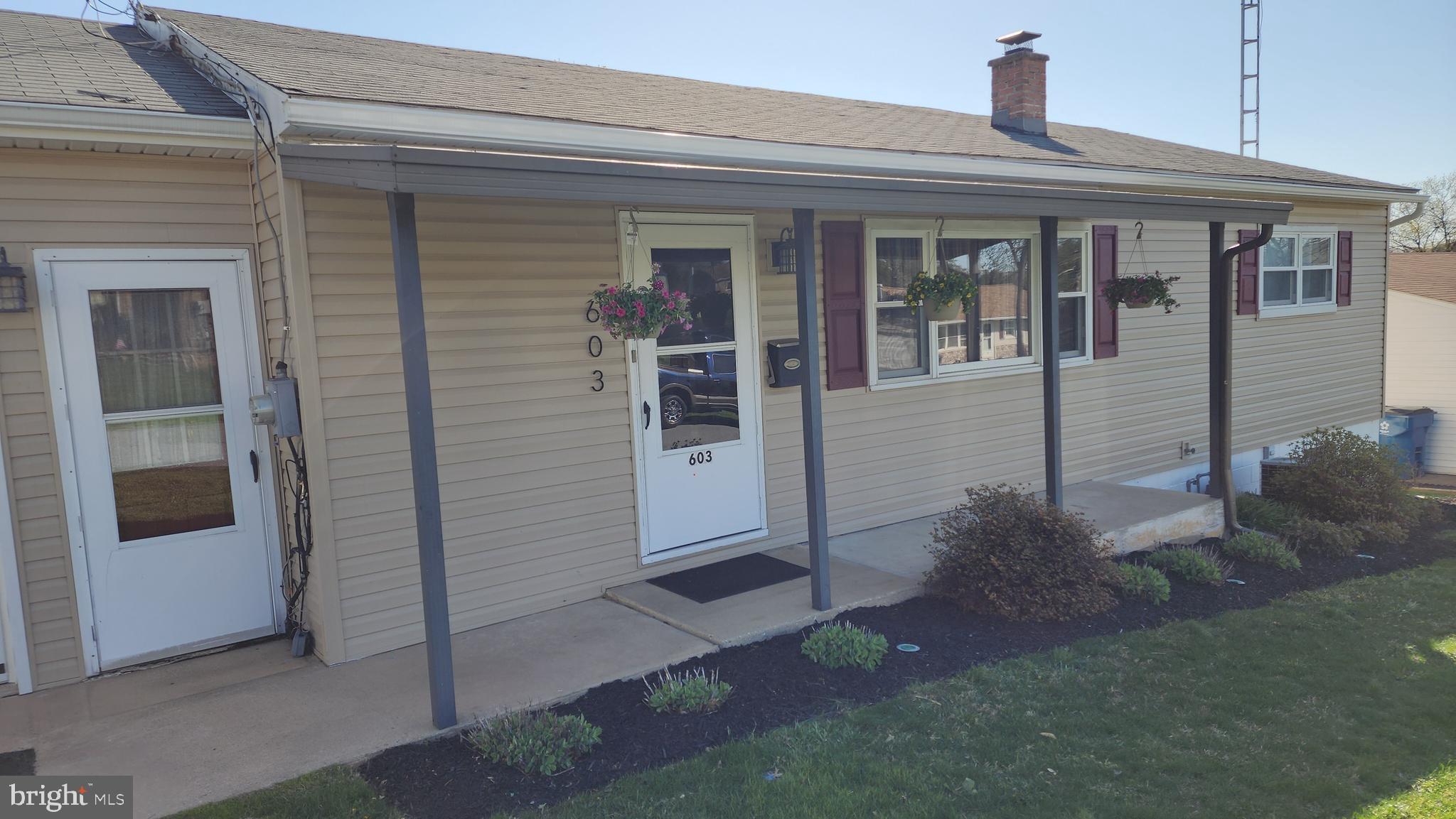 RED LION - Residential