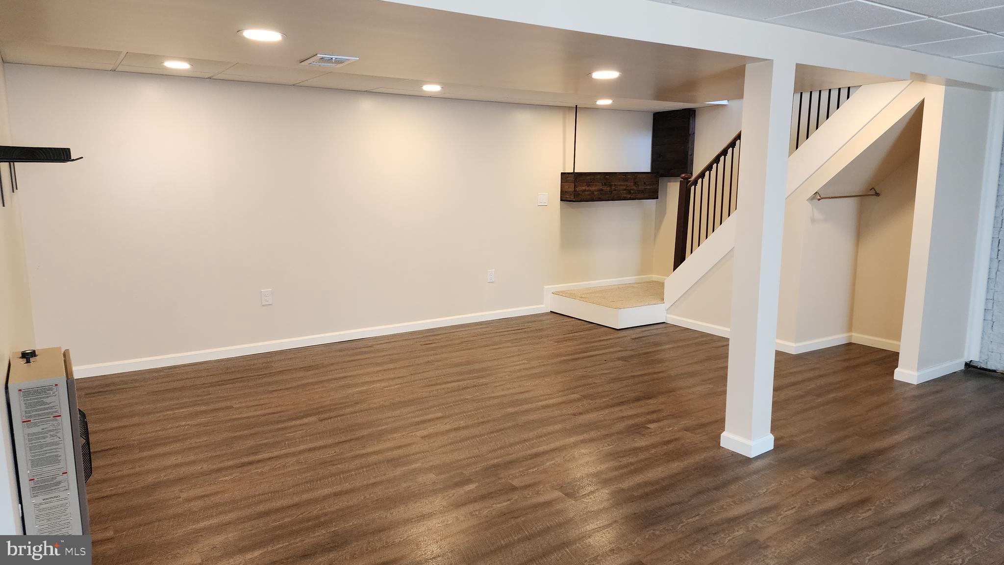 RED LION - Residential