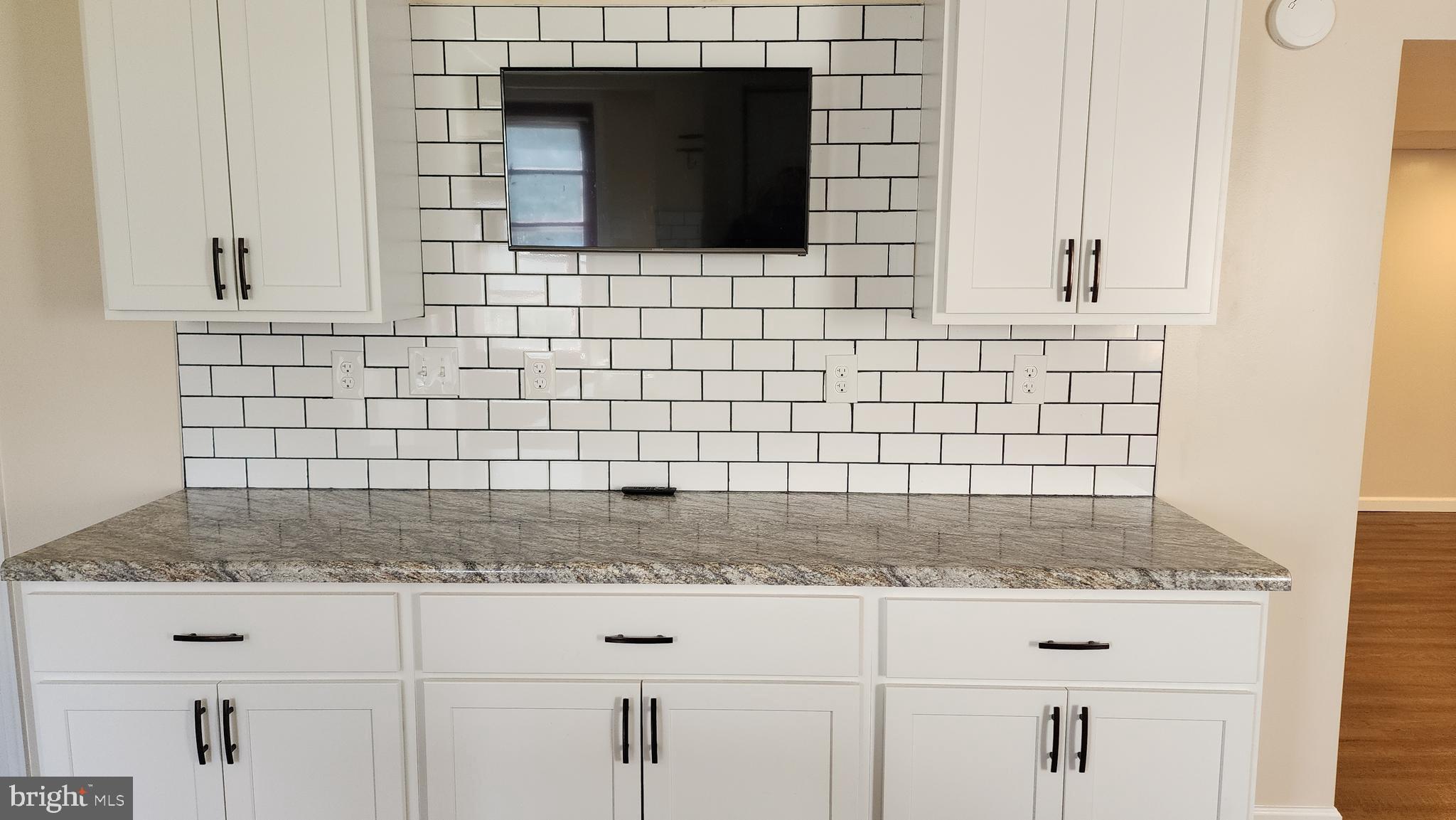 RED LION - Residential