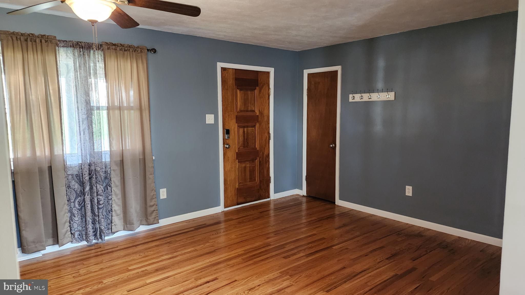 RED LION - Residential