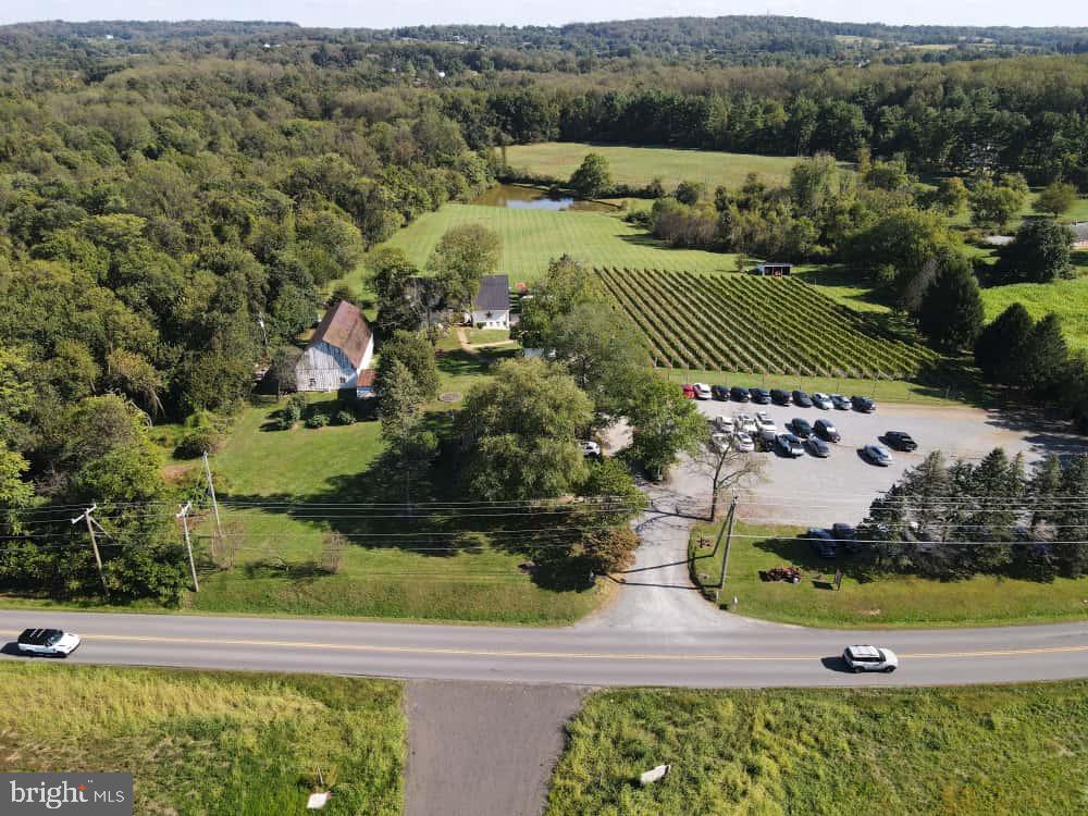 16804 HAMILTON STATION ROAD