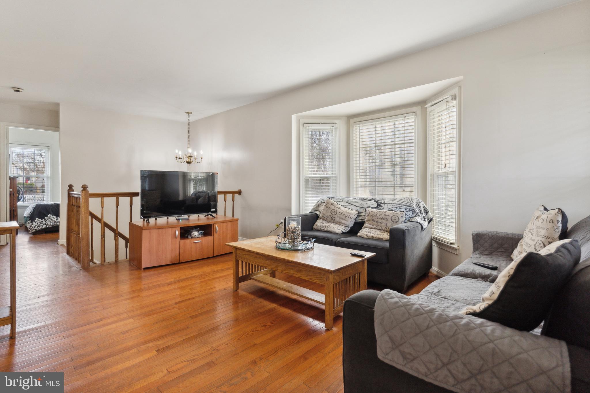 MONTCLAIR - Residential