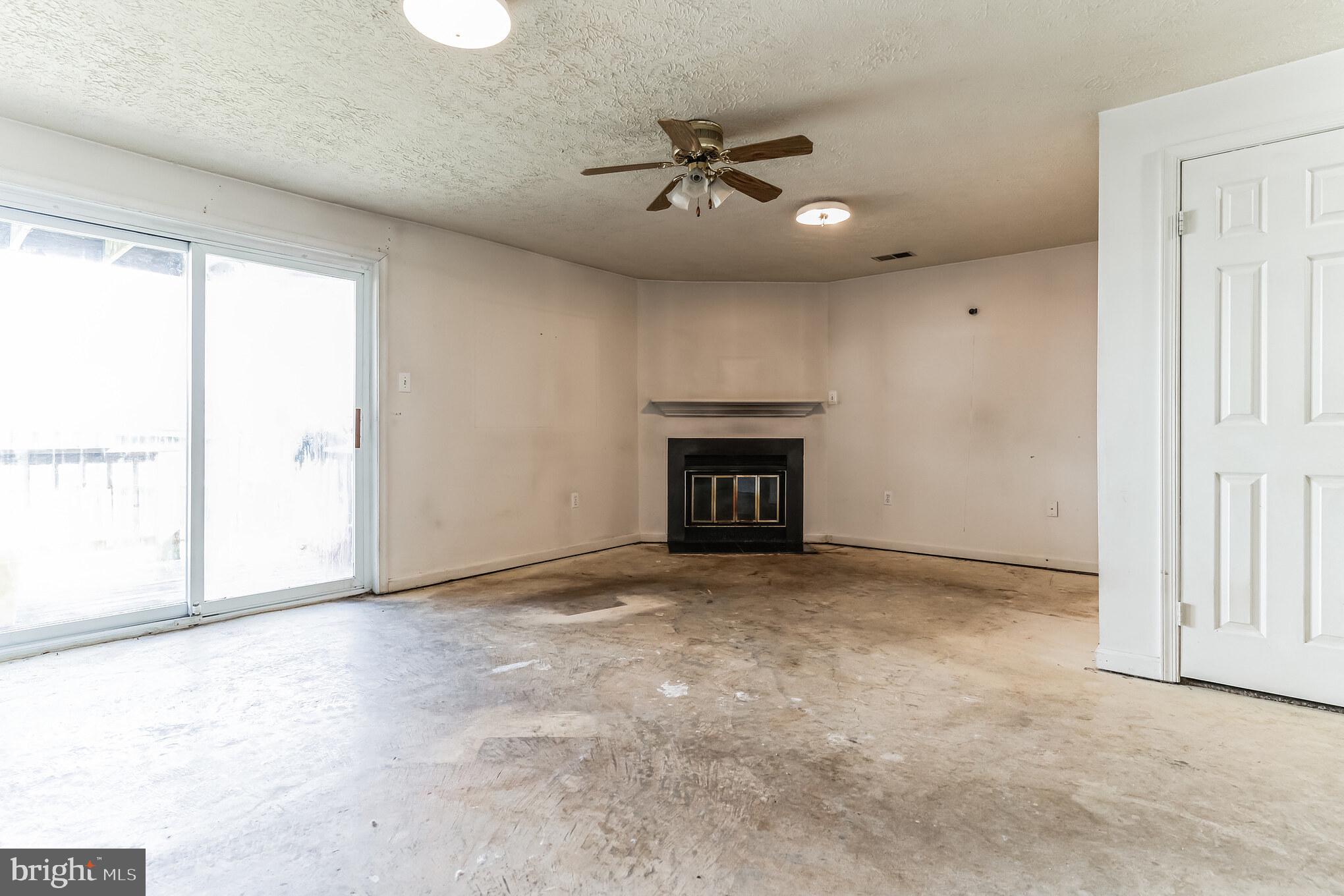 MONTCLAIR - Residential