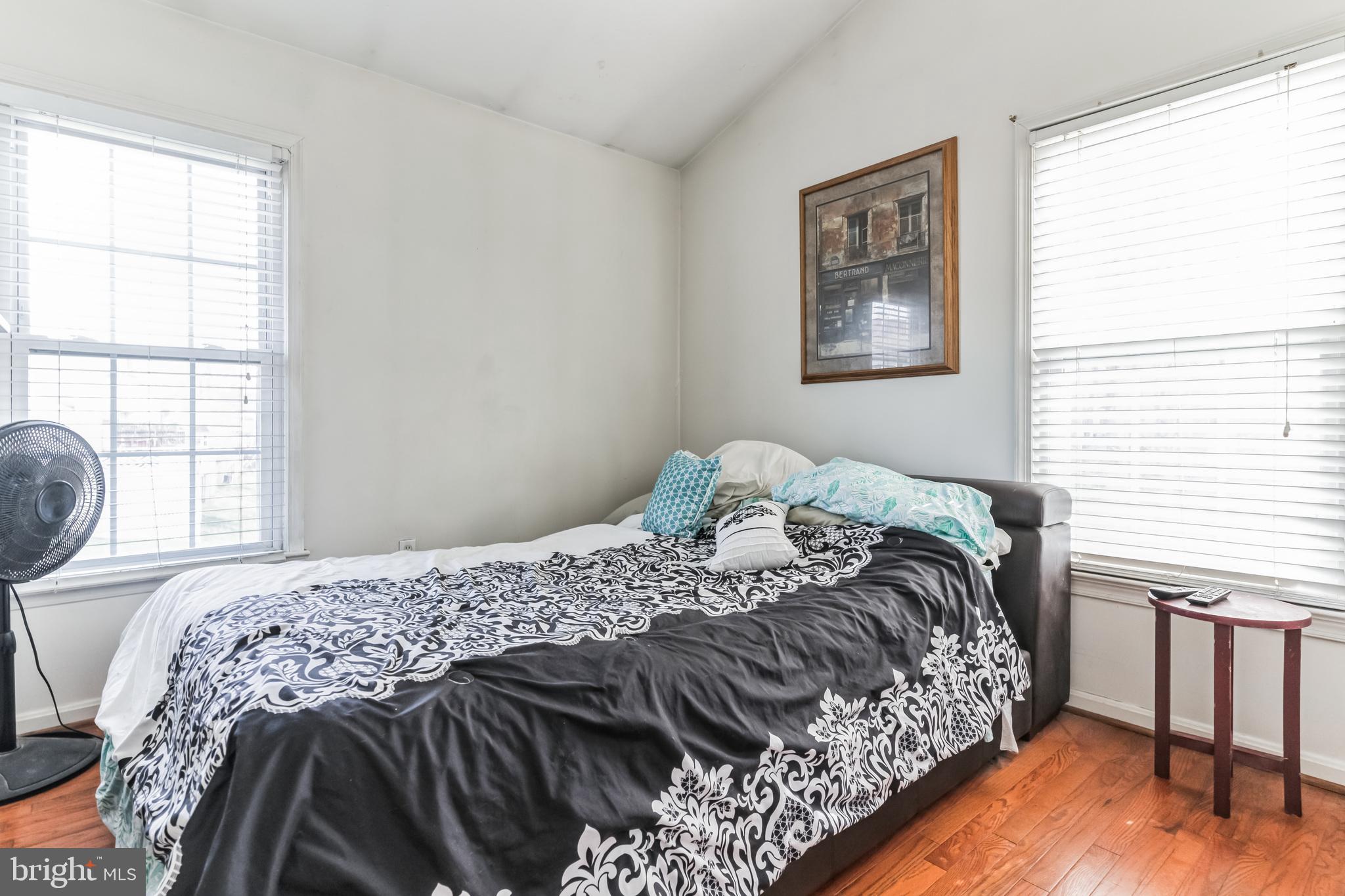 MONTCLAIR - Residential