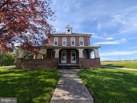 Photo of 3143 Baltimore Pike, HANOVER, PA 17331 (MLS # PAYK2101432)