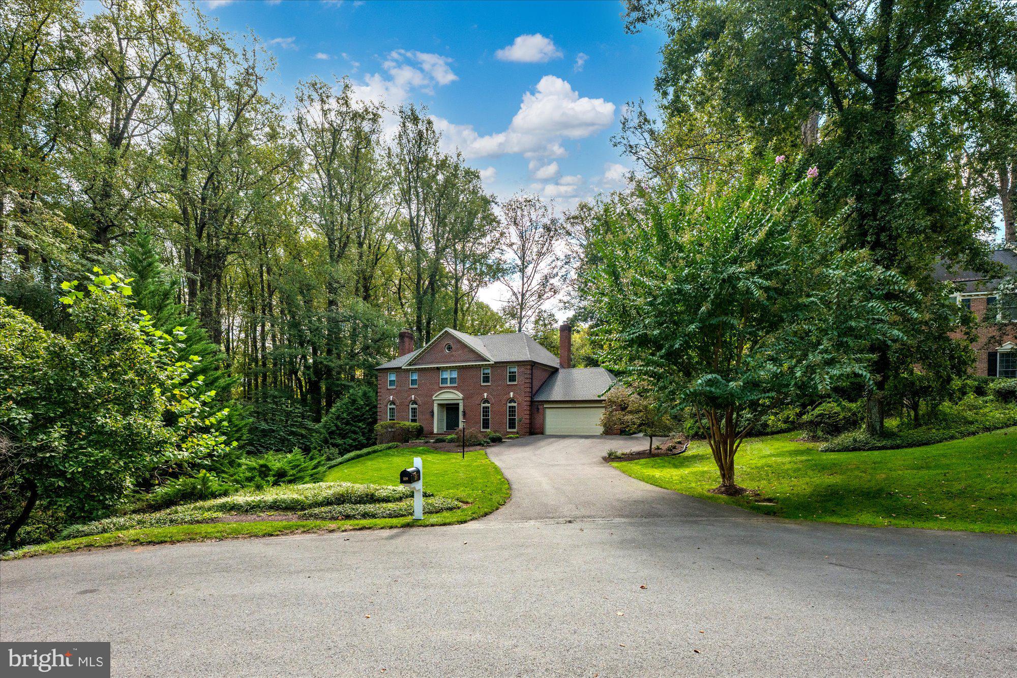 CEDARS OF MC LEAN - Residential