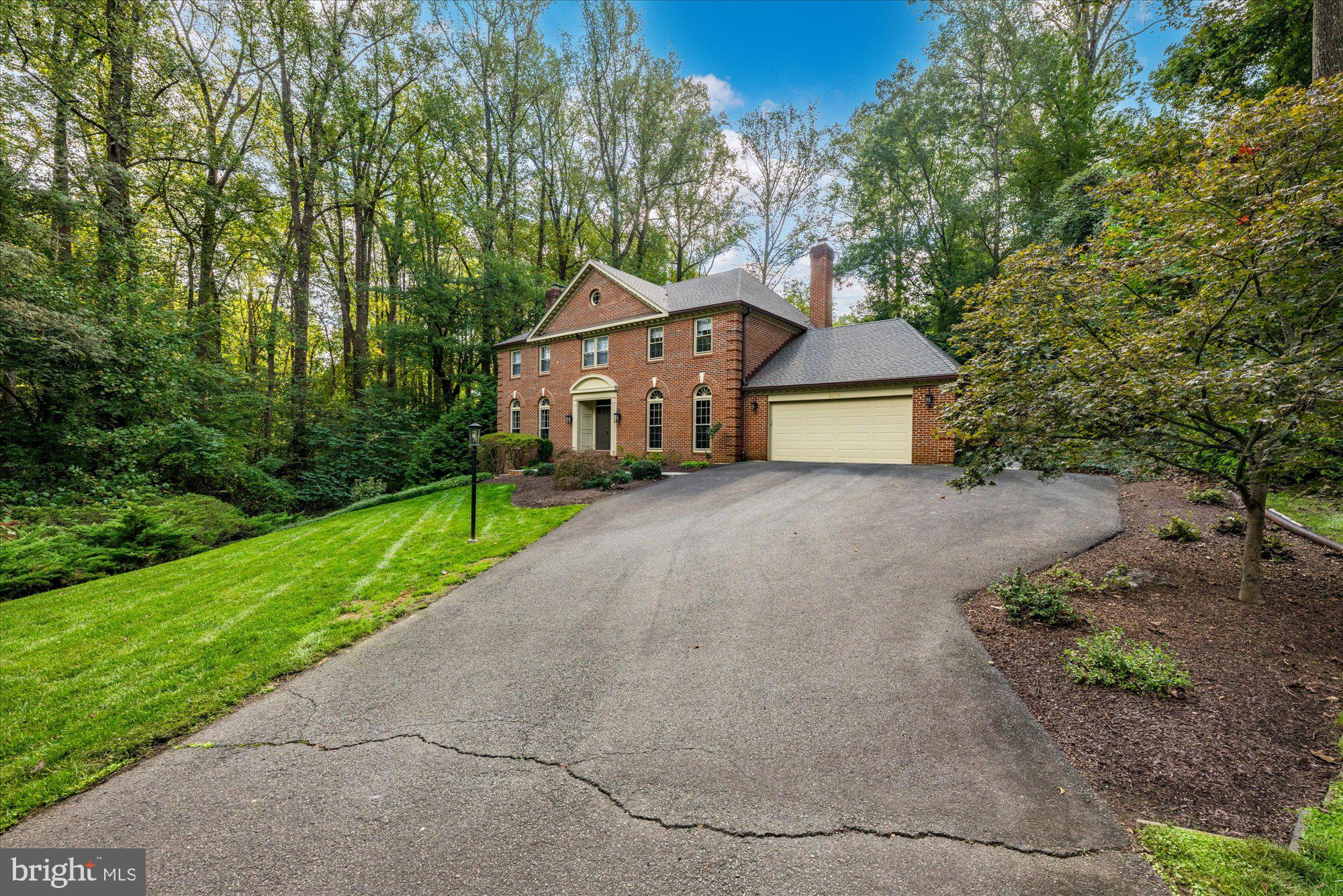 CEDARS OF MC LEAN - Residential