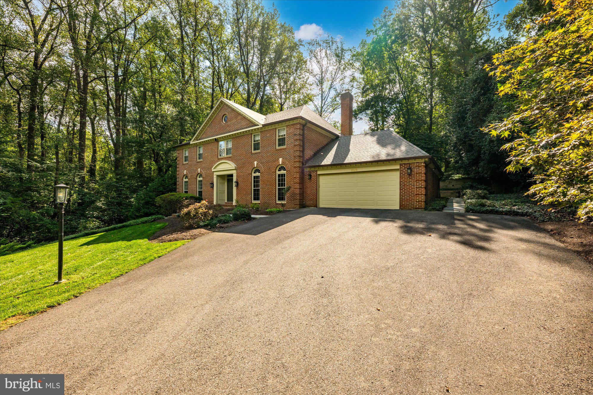 CEDARS OF MC LEAN - Residential