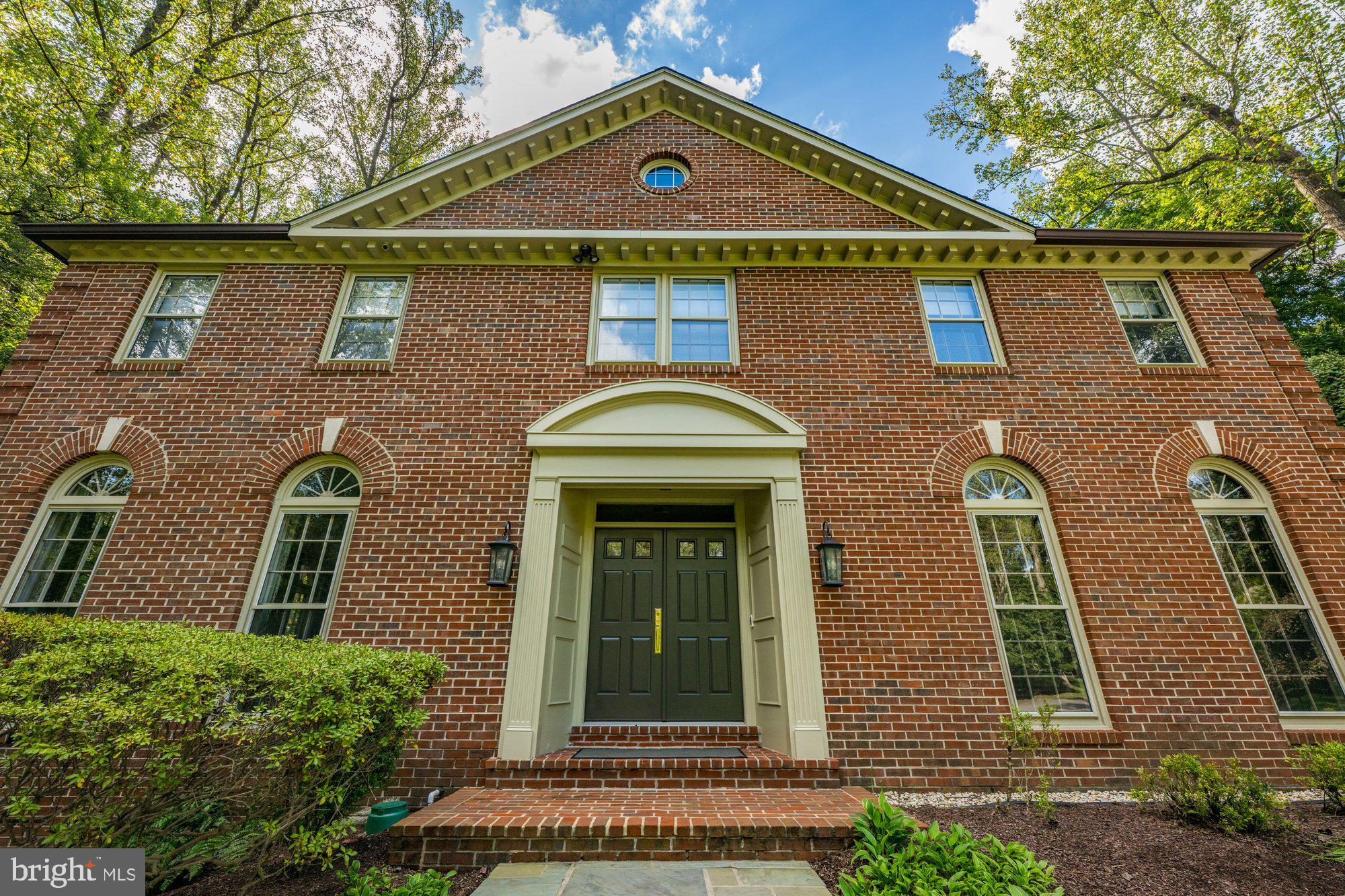 CEDARS OF MC LEAN - Residential