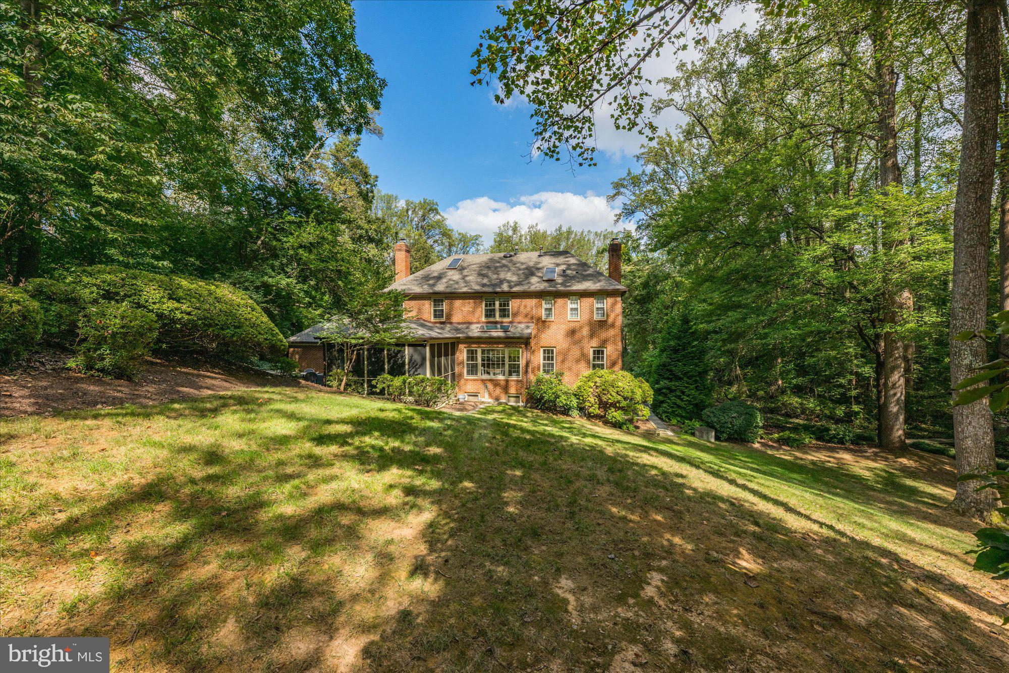 CEDARS OF MC LEAN - Residential