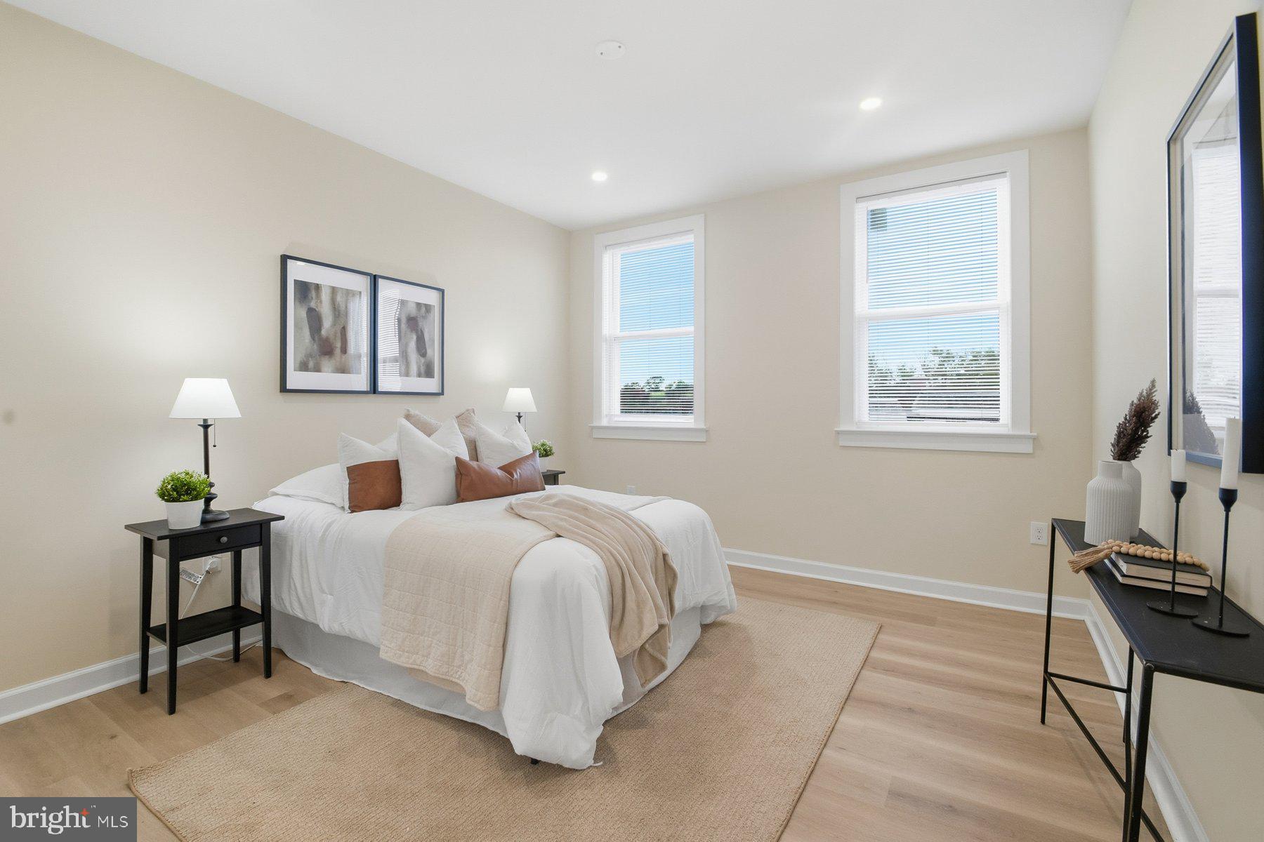 FRANKFORD - Residential