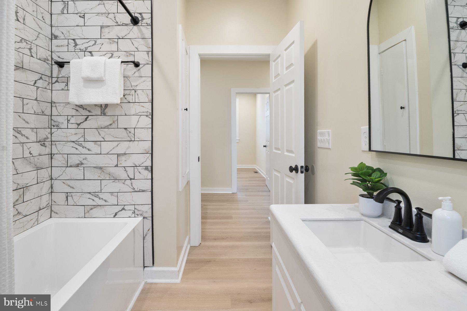 FRANKFORD - Residential