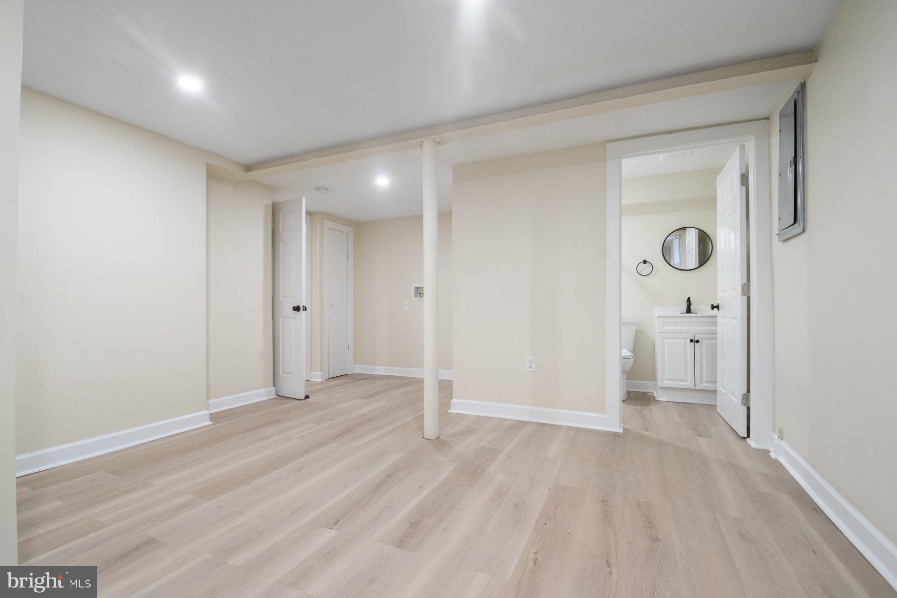 FRANKFORD - Residential