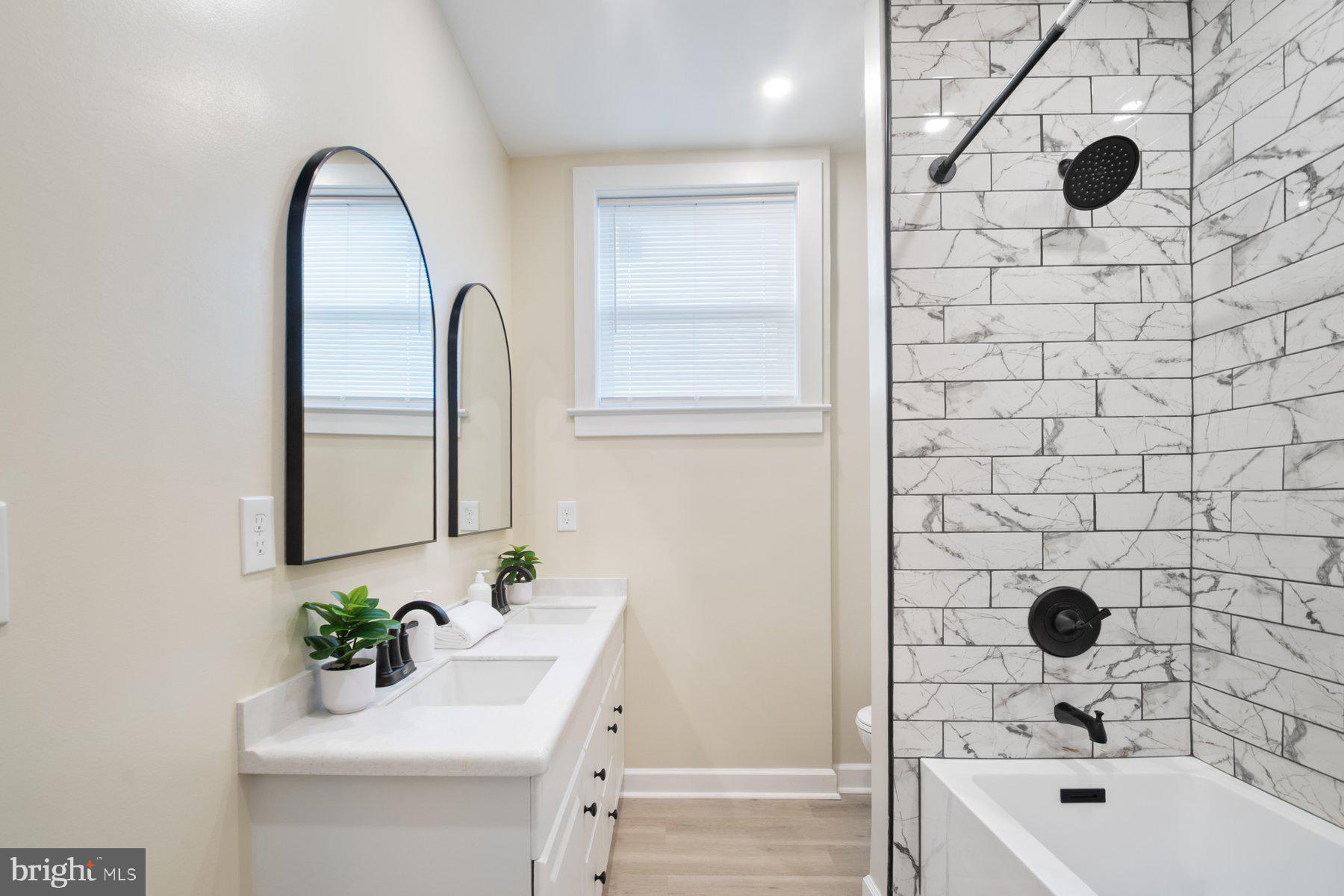 FRANKFORD - Residential