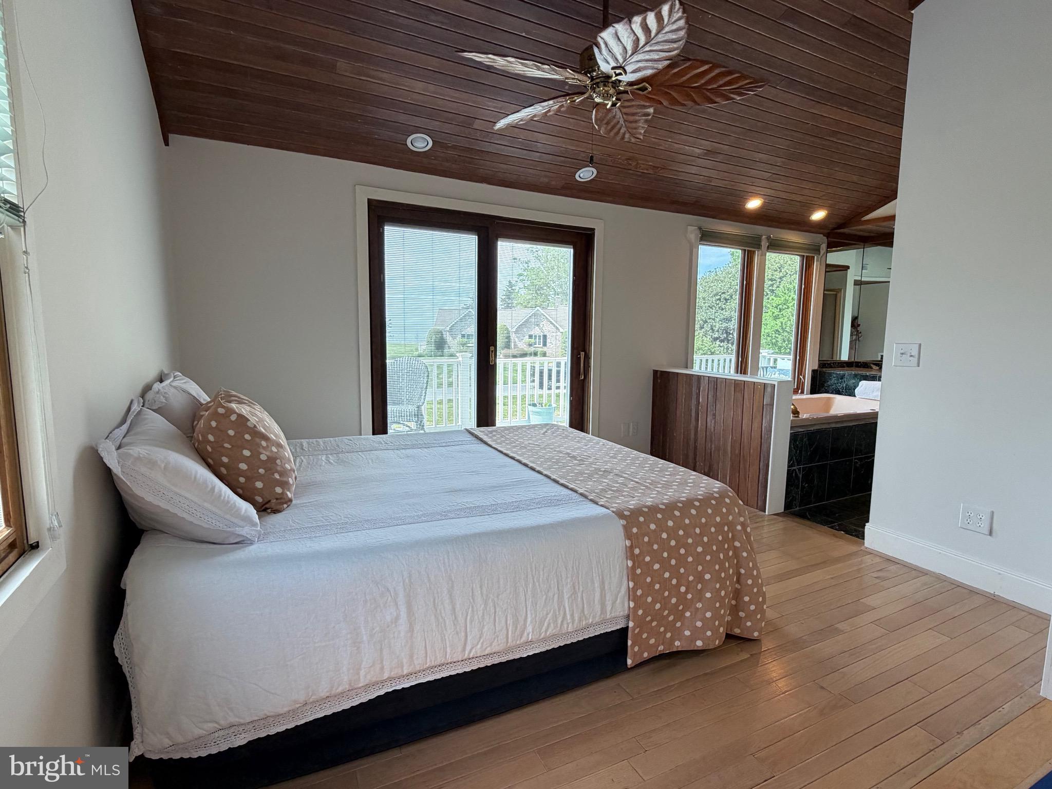 ALGONQUIN - Residential