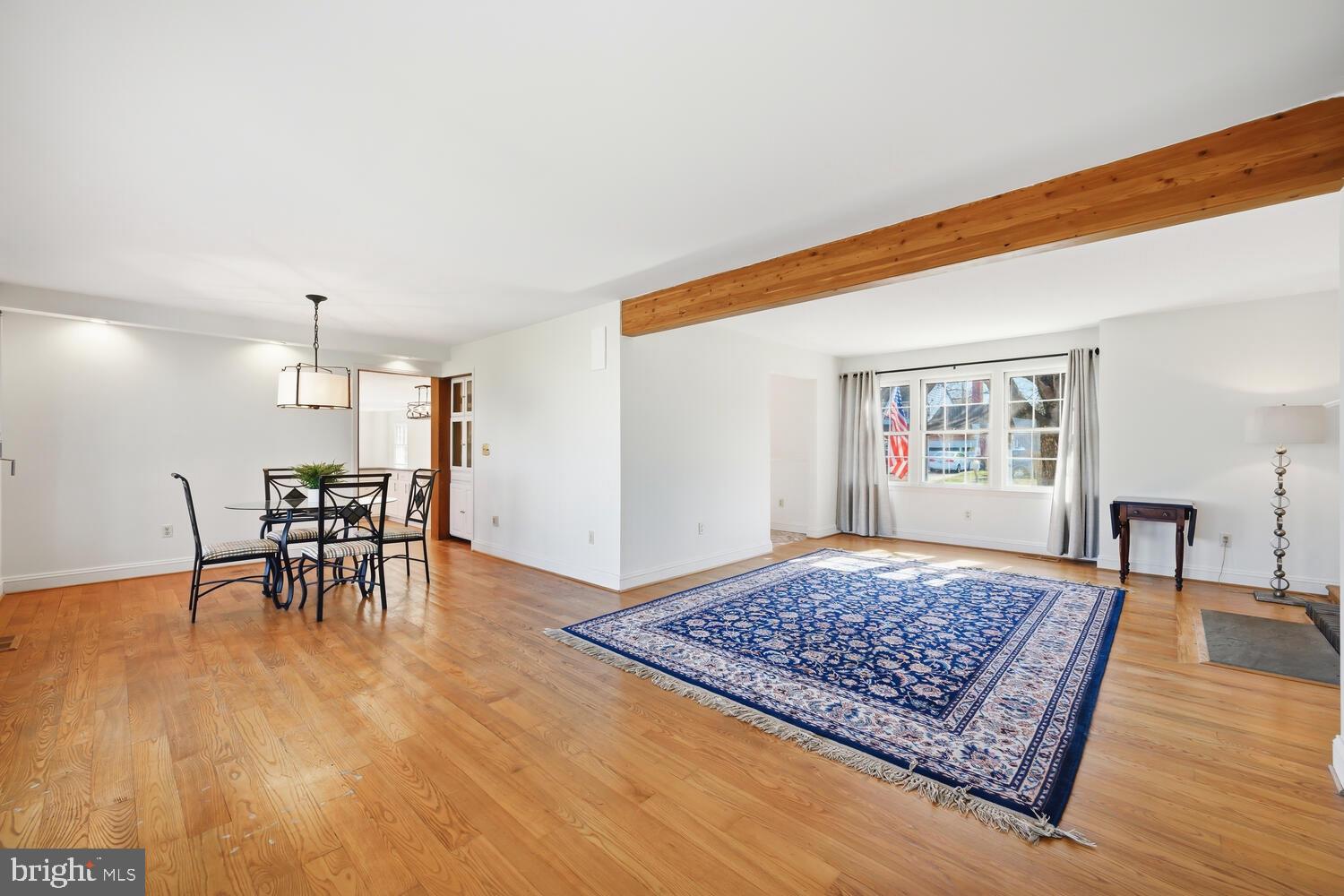 ALGONQUIN - Residential