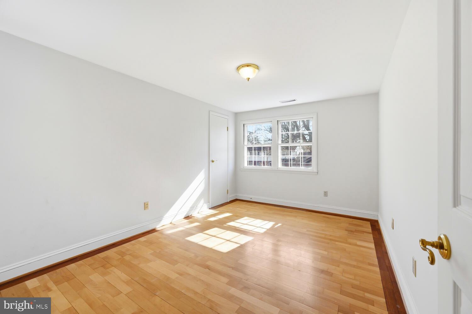 ALGONQUIN - Residential